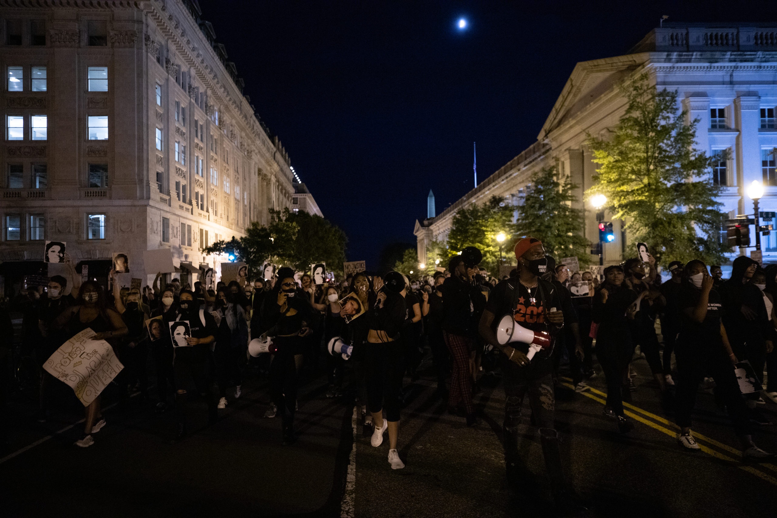 Protesters marched from the Department of Justice to Black Lives Matter Plaza for Breonna Taylor in Washington, D.C. on Sept. 23. (Photo: Kaylee Greenlee / DCNF) 