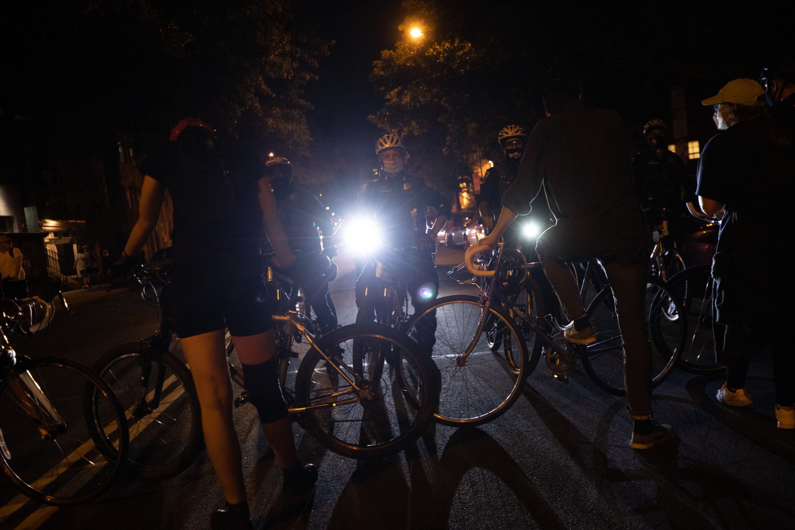 Protesters form their own bike line to block Metropolitan Police Department access to individuals on foot in Washington, D.C. on Sept. 23. (Photo: Kaylee Greenlee / DCNF) 