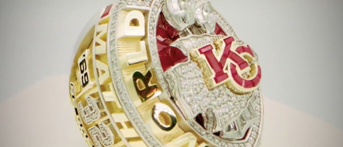 The Kansas City Chiefs Unveil Incredible Super Bowl Rings The Daily