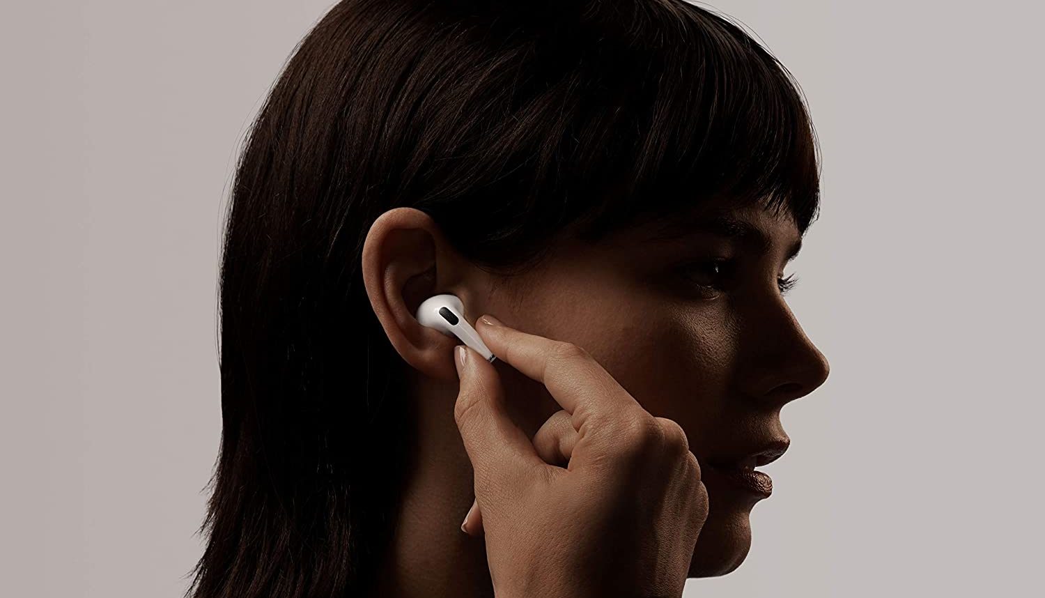 Понять наушники. Apple AIRPODS Pro. Apple AIRPODS Pro в ухе. Наушники Apple Earpods Pro. AIRPODS Pro 2019.