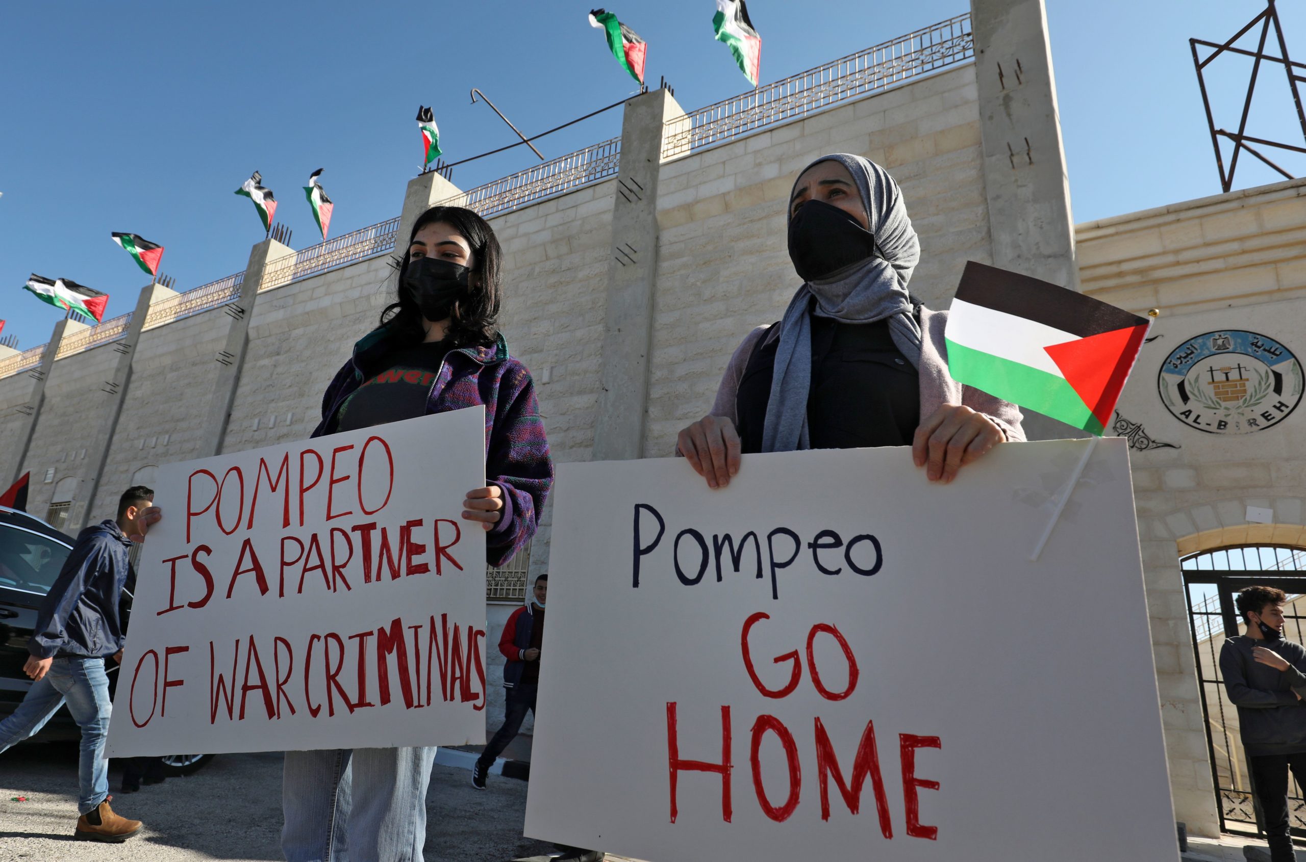 Palestinians demonstrate near the Israeli settlement against Sec. of State Mike Pompeo's Wednesday visit. (Abbas Momani/AFP via Getty Images)