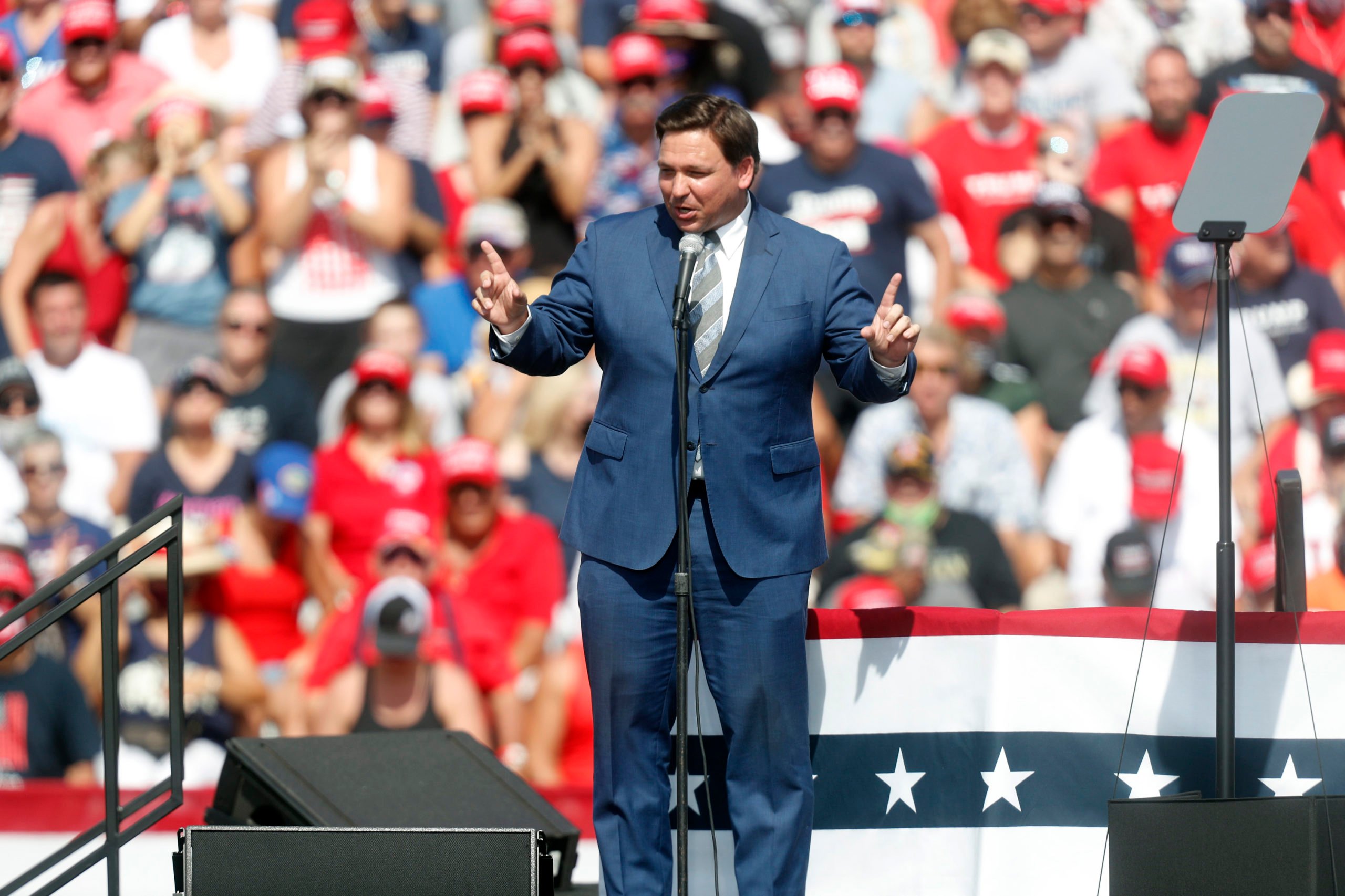 TAMPA, FL - OCTOBER 29: Florida Governor Ron DeSantis speaks to supporters of President Donald Trump before he arrives to give a campaign speech just four days before Election Day outside of Raymond James Stadium on October 29, 2020 in Tampa, Florida. (Photo by Octavio Jones/Getty Images)