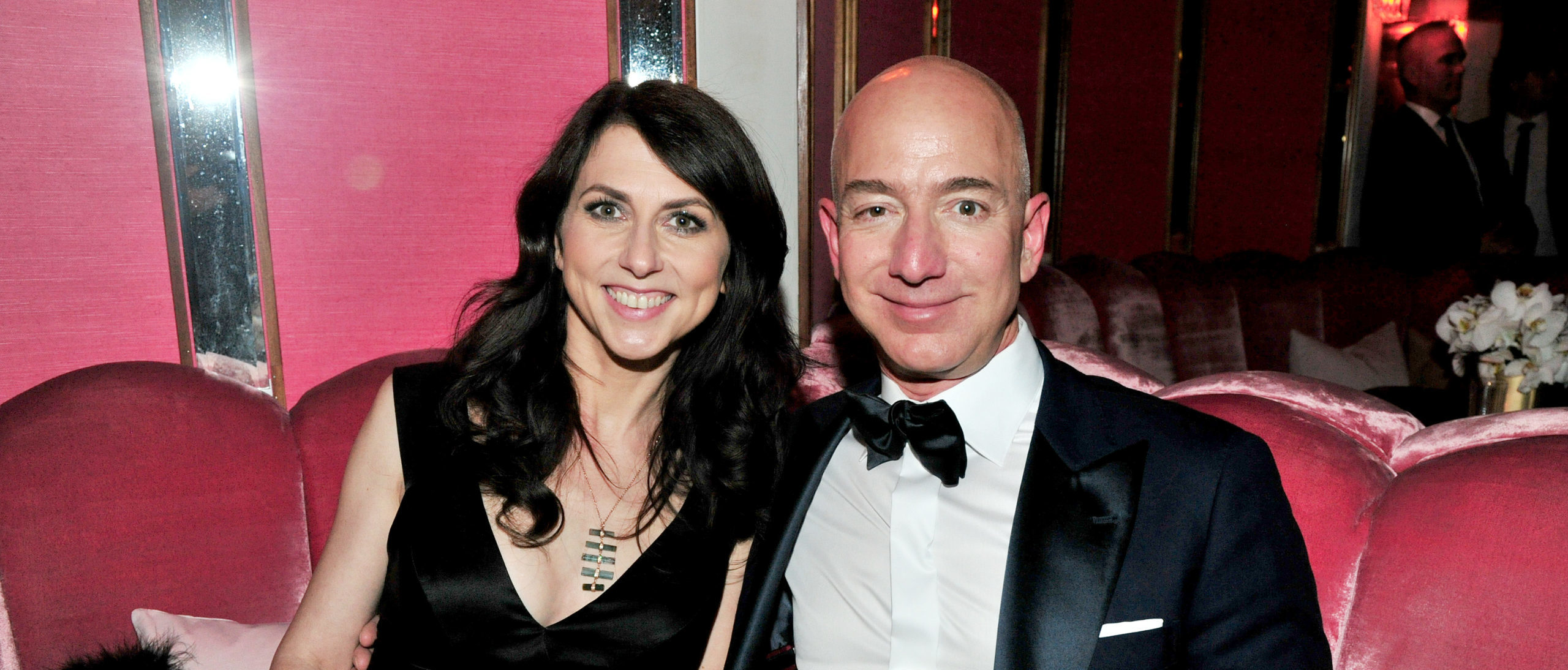 Mackenzie Scott Ex Wife Of Jeff Bezos Donates 4 Billion Of 60 Billion Fortune To Charity 0877