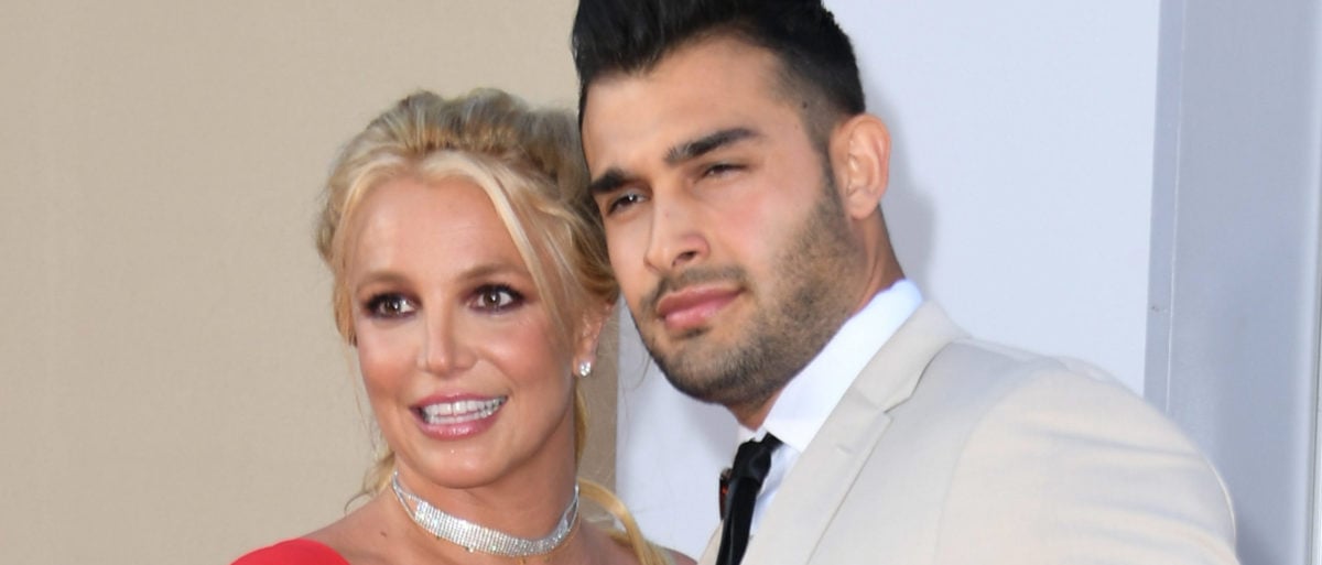 ‘A Total D*ck’: Sam Asghari Says Britney Spears’ Dad Is ‘Controlling ...