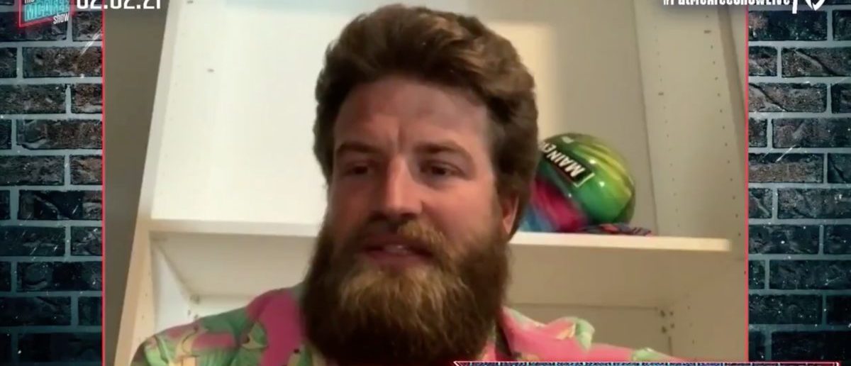 Ryan Fitzpatrick likes my beard. #ryanfitzpatrick #fitzmagic #nfl #fo