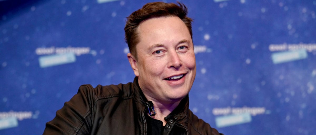 Elon Musk Is Selling A 16000SquareFoot Mansion For More Than 37