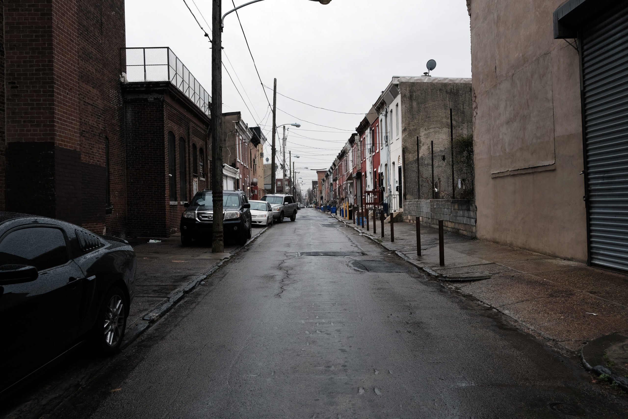 Buildings stand in a low-income neighborhood in Philadelphia, Pennsylvania. (Spencer Platt/Getty Images)