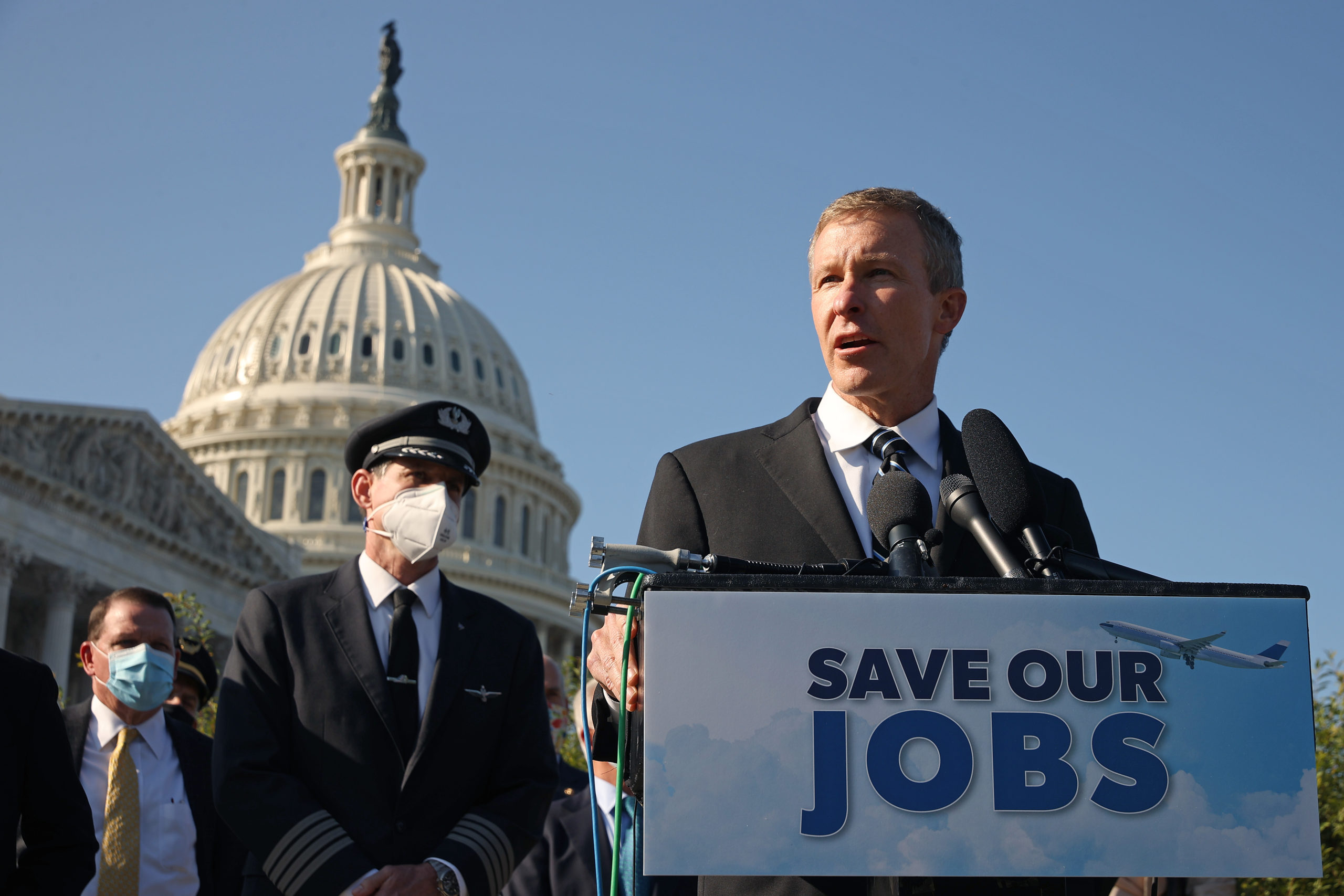 United Airlines CEO Scott Kirby speaks during a news conference outside the U.S. Capitol on Sept. 22, 2020. (Chip Somodevilla/Getty Images)
