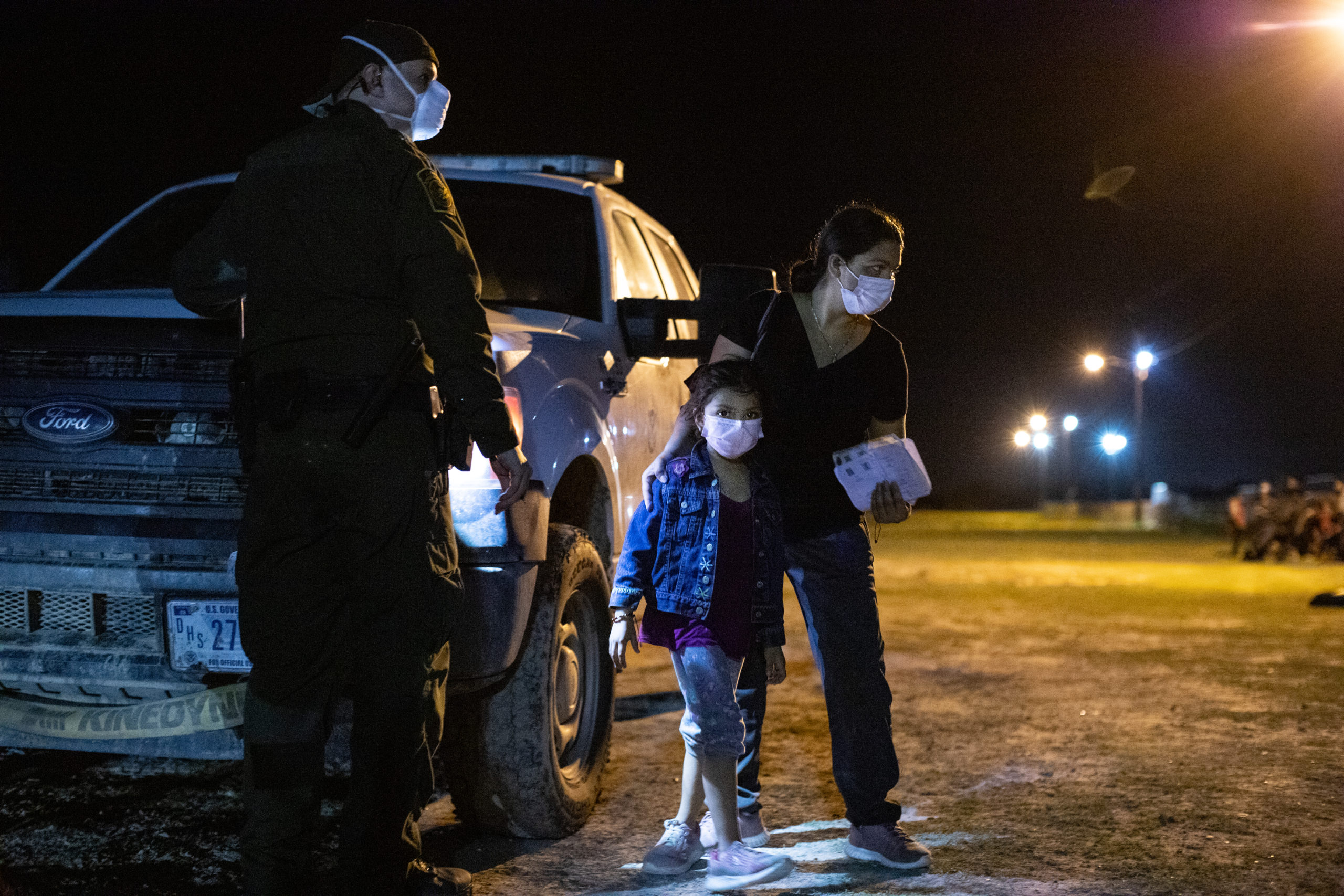 Migrants turned themselves in to Customs and Border Protection officials to be processed in hopes of applying for asylum near La Joya, Texas, on August 7, 2021. (Kaylee Greenlee - Daily Caller News Foundation)