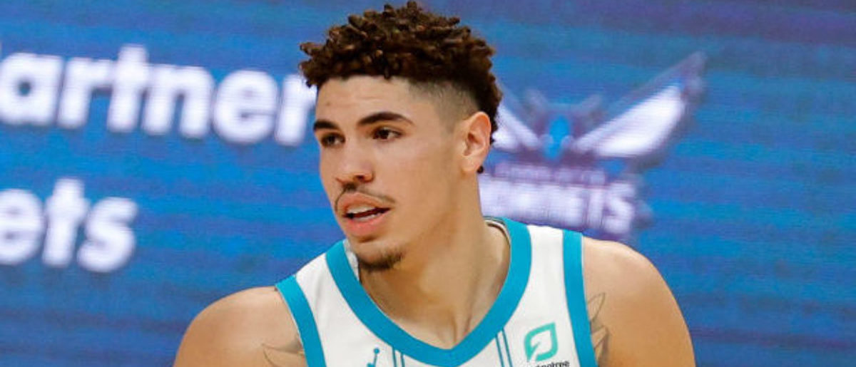 LaMelo Ball Wins #KIAROY Rookie of The Year!