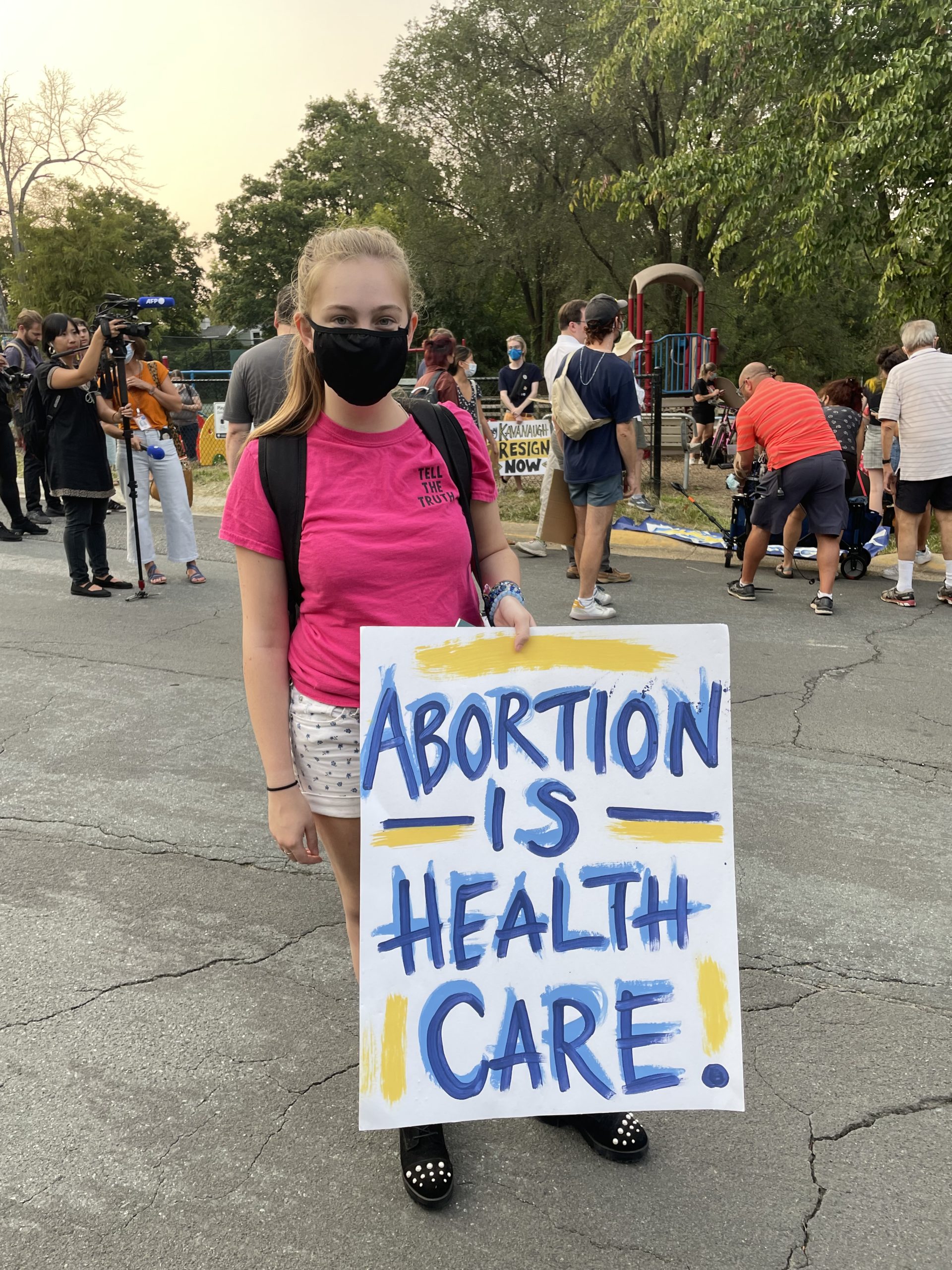 A pro-abortion protestor prepares to march to Supreme Court Justice Brett Kavanaugh's home. Photo courtesy Daily Caller News Foundation.