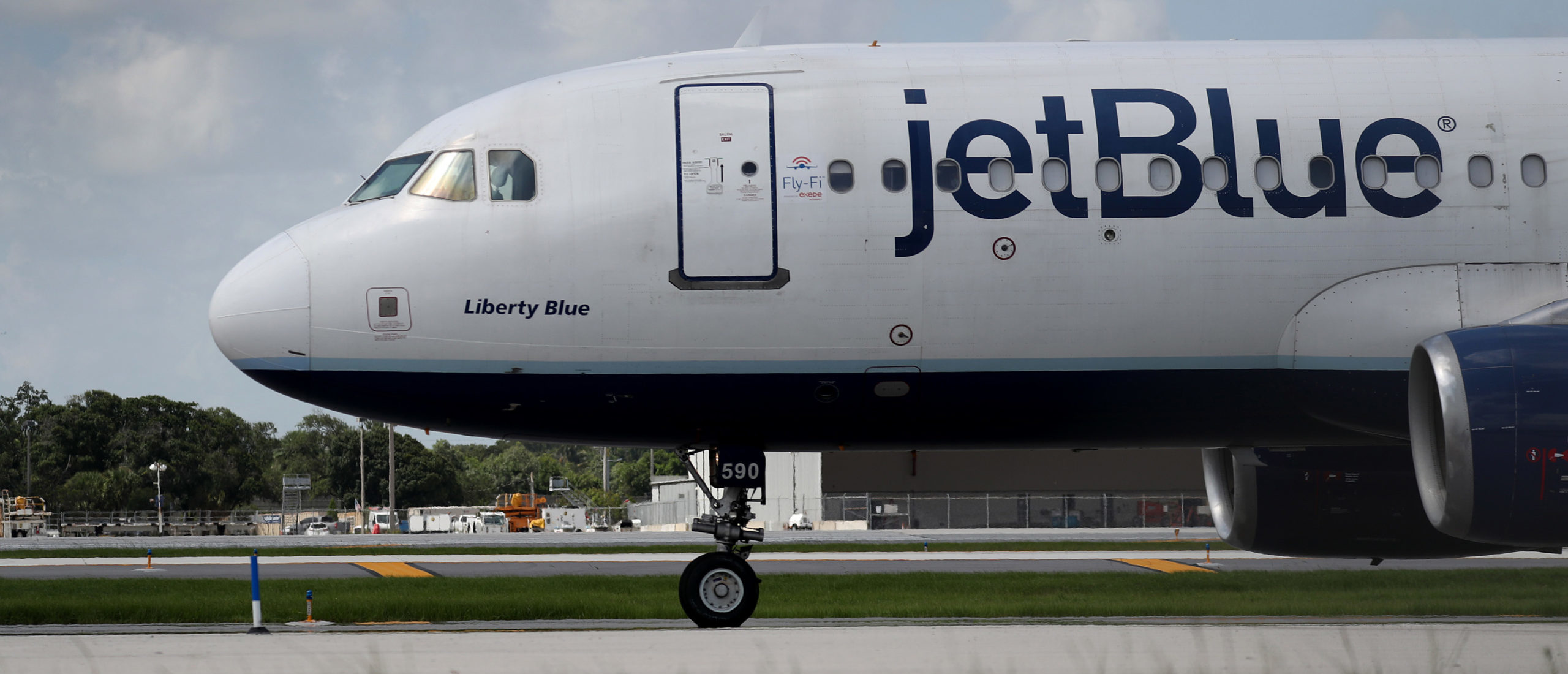 FORT LAUDERDALE, FLORIDA - JULY 16: A JetBlue plane prepares to take off from the Fort Lauderdale-Hollywood International Airport on July 16, 2020 in Fort Lauderdale, Florida.(Photo by Joe Raedle/Getty Images)