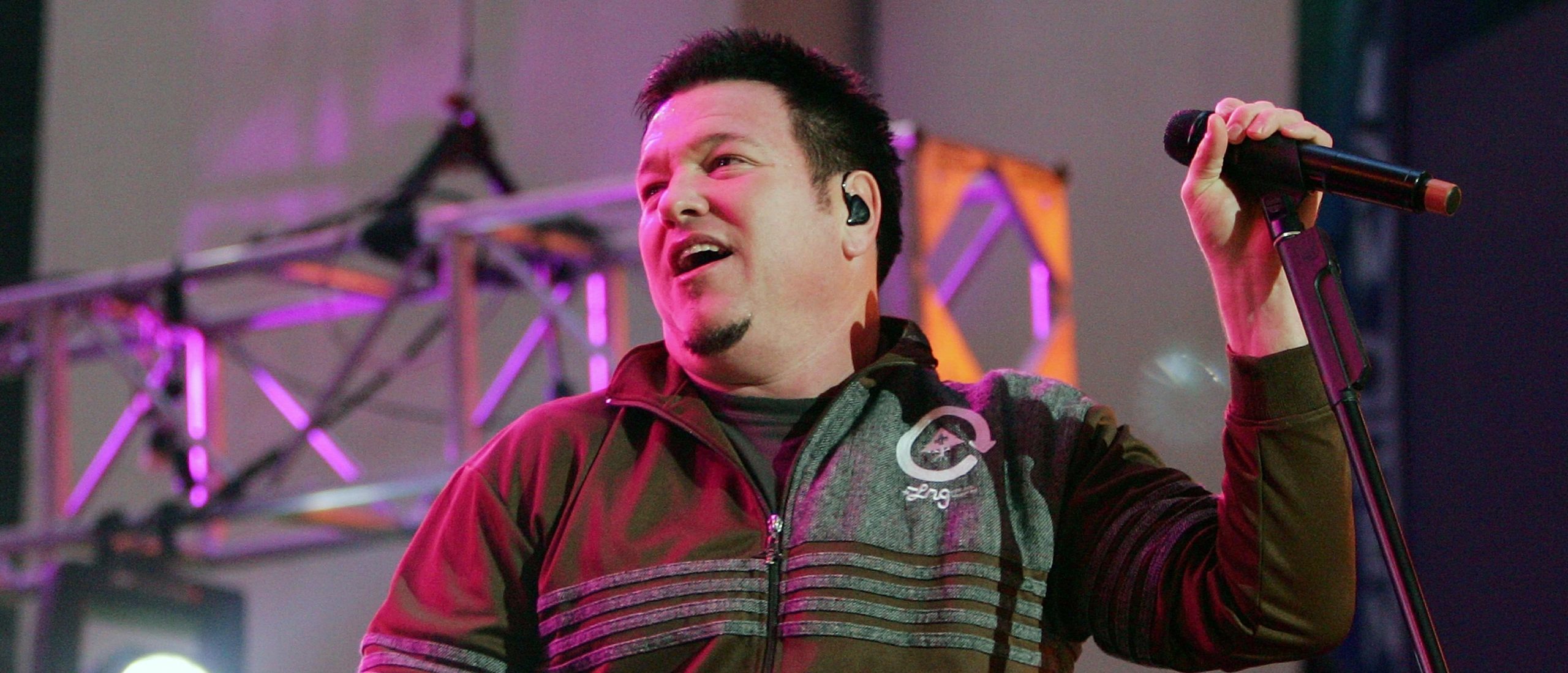 Smash Mouth Singer Announces Retirement Due to Health Issues