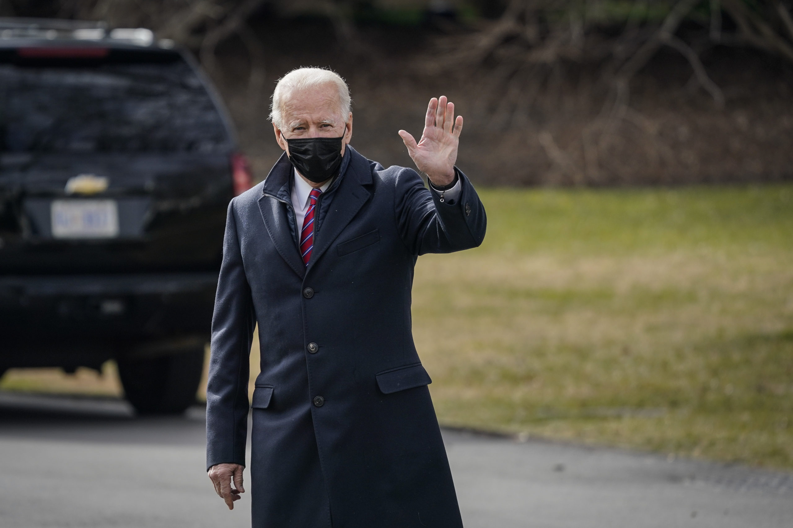 WASHINGTON, DC - JANUARY 29: U.S. President Joe Biden walks to Marine One on the South Lawn of the White House on January 29, 2021 in Washington, DC. President Biden is traveling to Walter Reed National Military Medical Center to visit with wounded service members. (Photo by Drew Angerer/Getty Images)