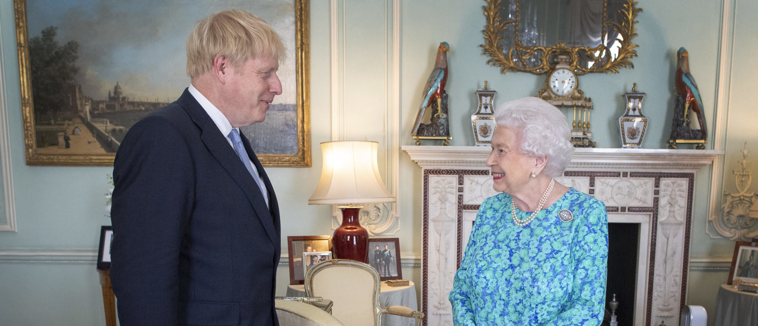 queen-elizabeth-gets-major-apology-from-british-prime-minister