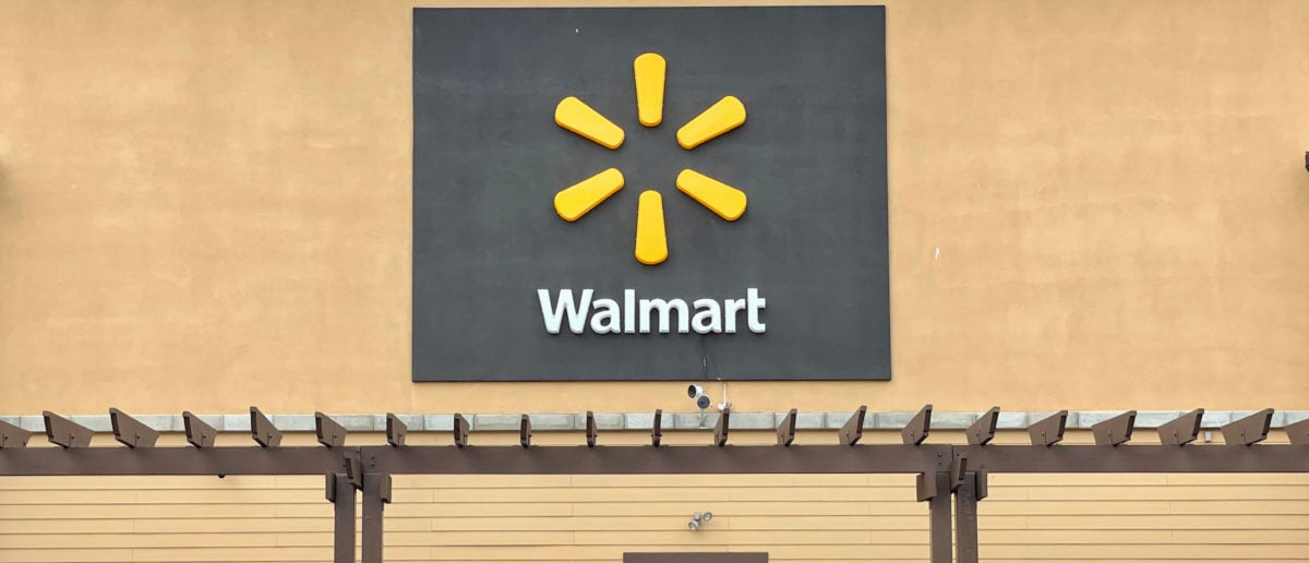 FACT CHECK: Walmart is giving away Smart TVs thumbnail