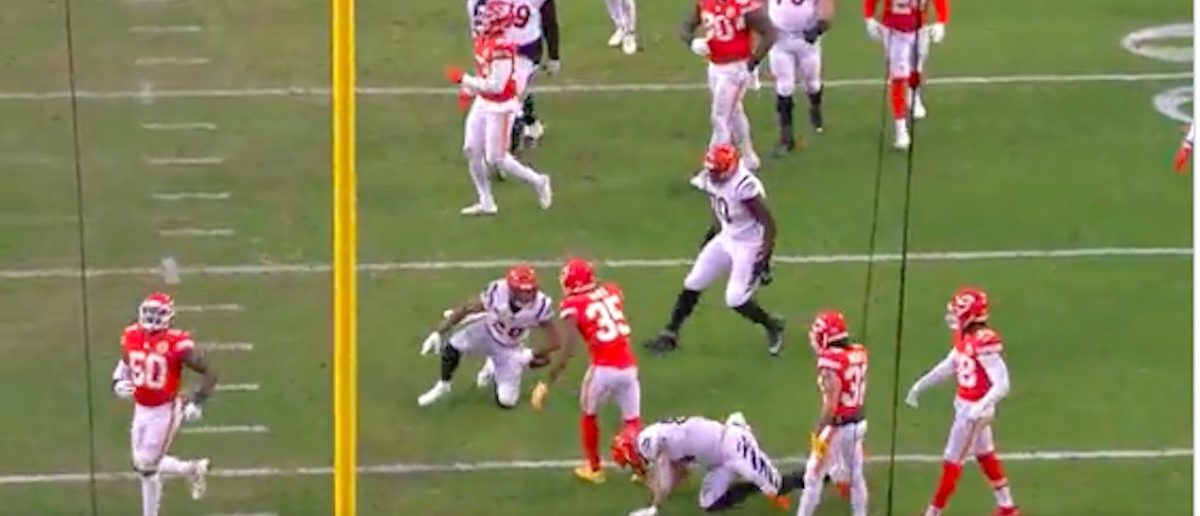 Joe Mixon Fumble: Did Bengals RB Give Himself Up in Overtime Against Chiefs?