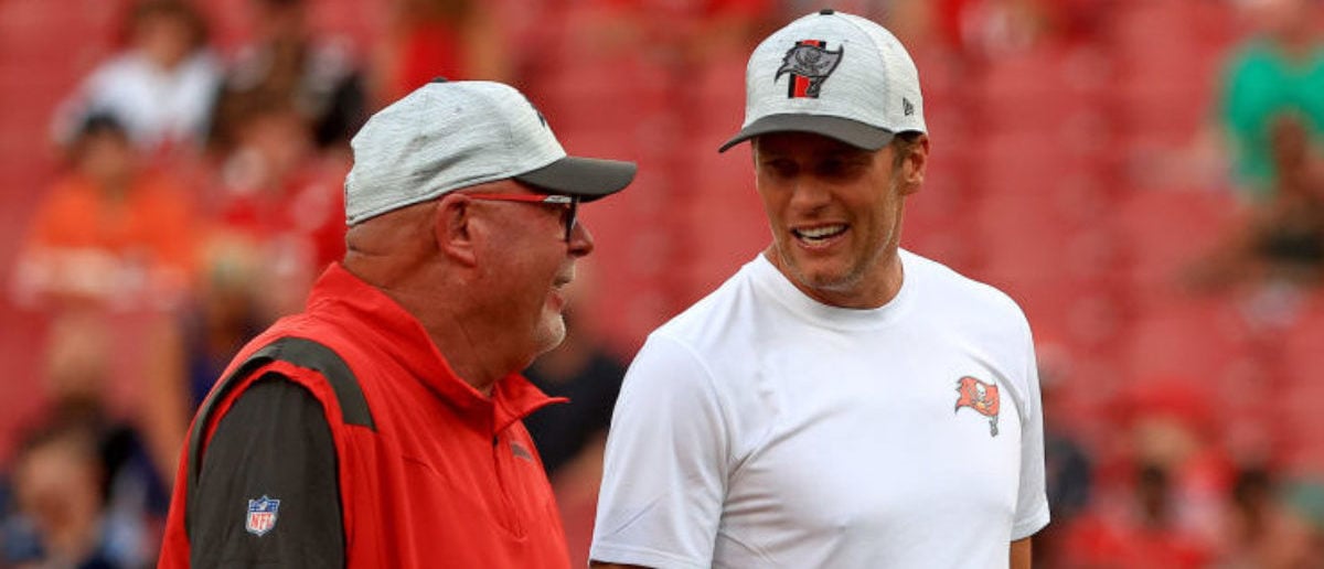 Tom Brady thanks Bruce Arians after Buccaneers coach steps down