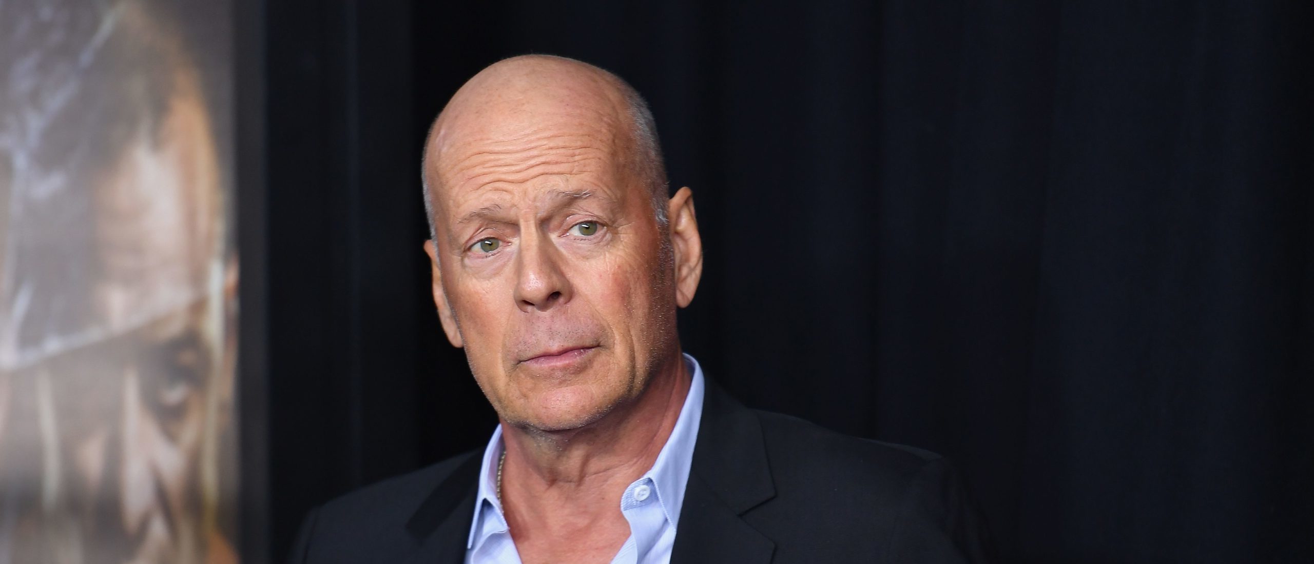 Брюс Уиллис. Bruce Willis 2023. Брюс Уиллис сейчас 2023. Брюс Уиллис деменция.