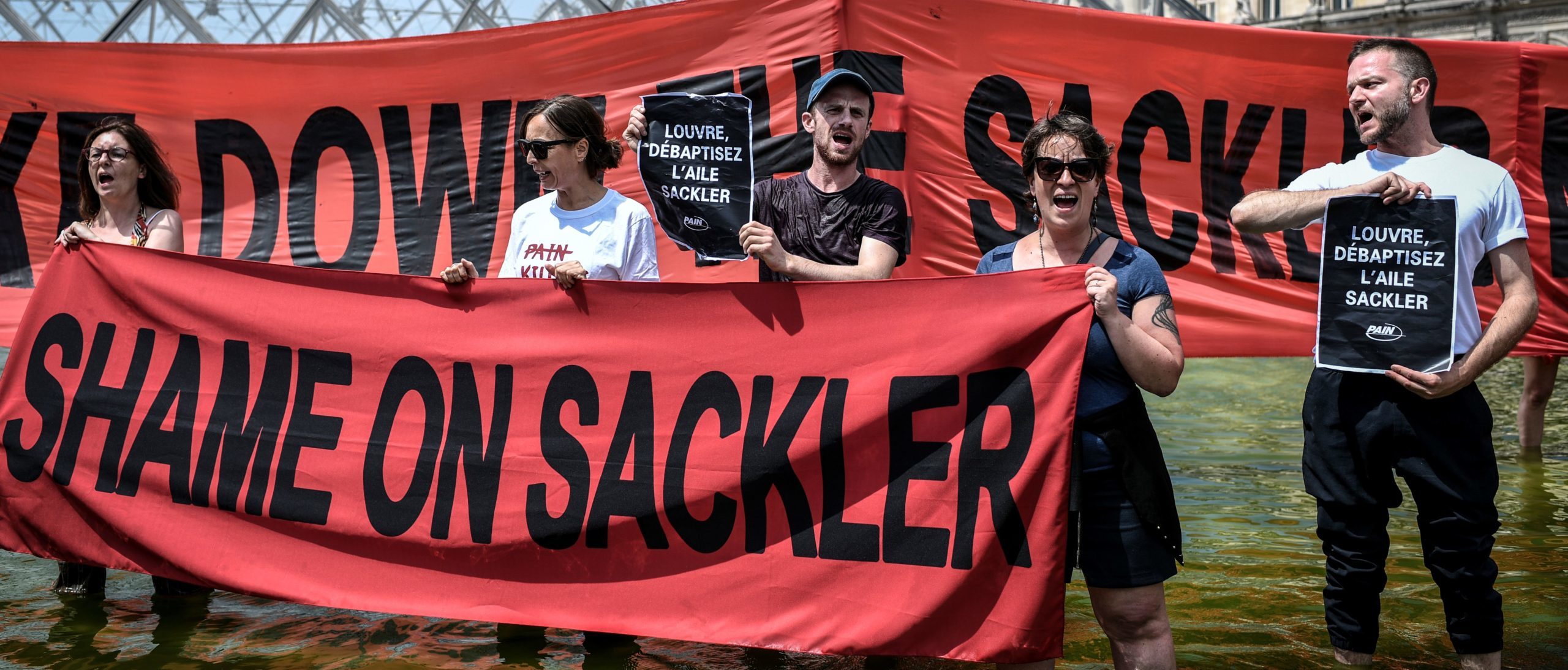 Opioid Crisis Victims Confront Billionaire Sackler Family Directly In Makeshift Trial