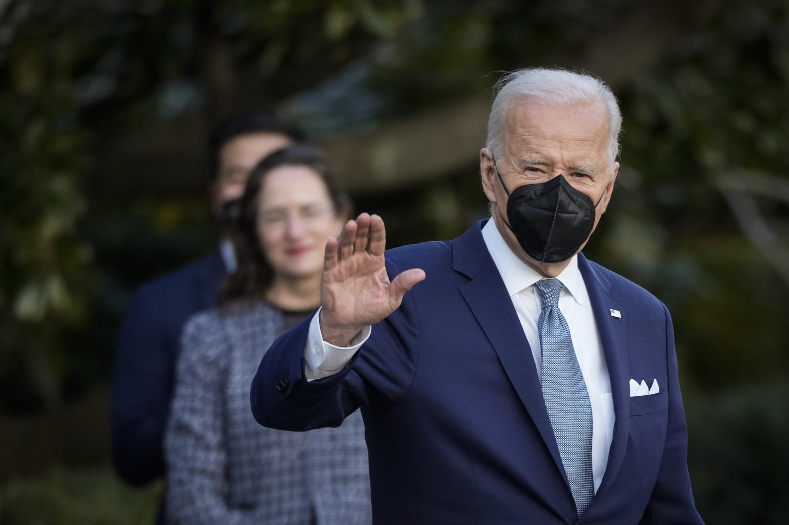 WASHINGTON, DC - FEBRUARY 25: U.S. President Joe Biden waves as he walks to Marine One on the South Lawn of the White House February 25, 2022 in Washington, DC. President Biden is traveling to Wilmington, Delaware for the weekend. (Photo by Drew Angerer/Getty Images)