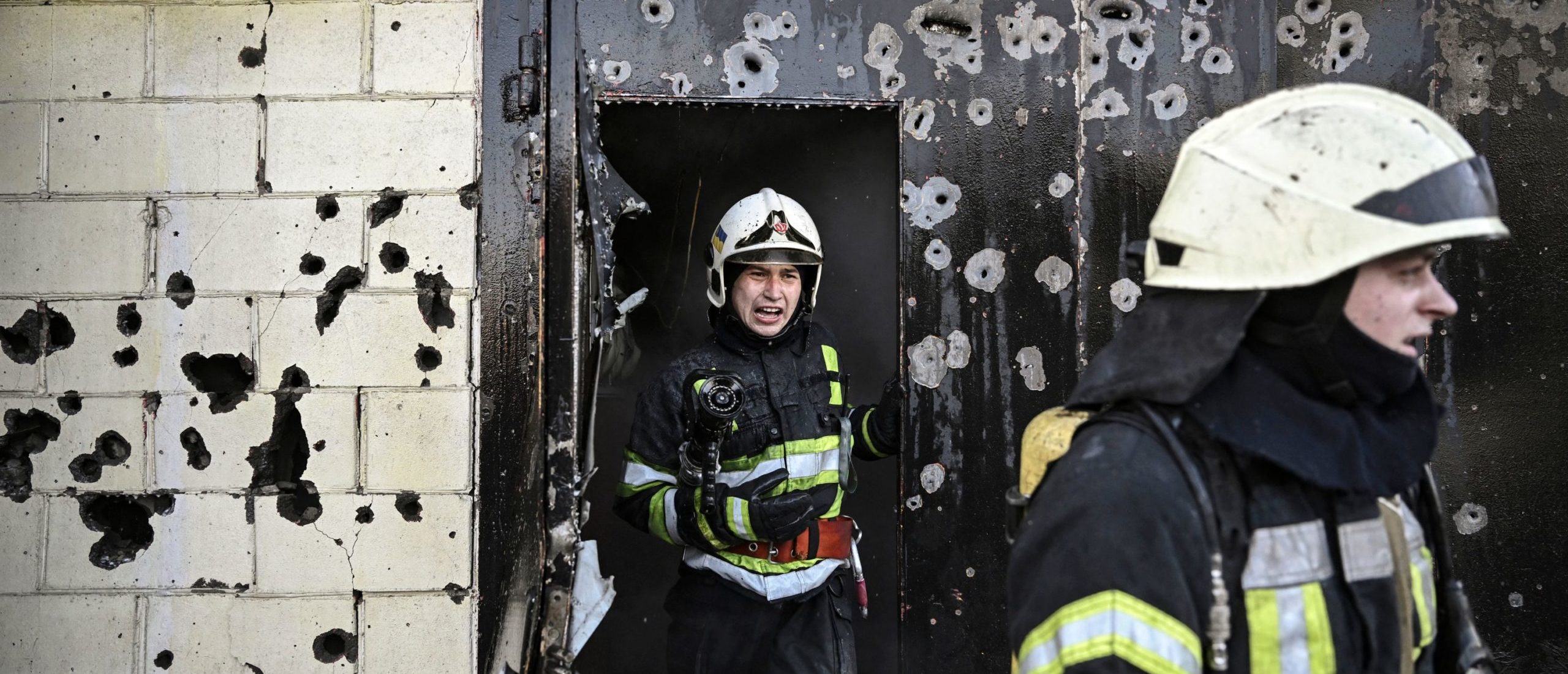 Over 1,000 People Reportedly Trapped Alive Under Ukrainian Theater