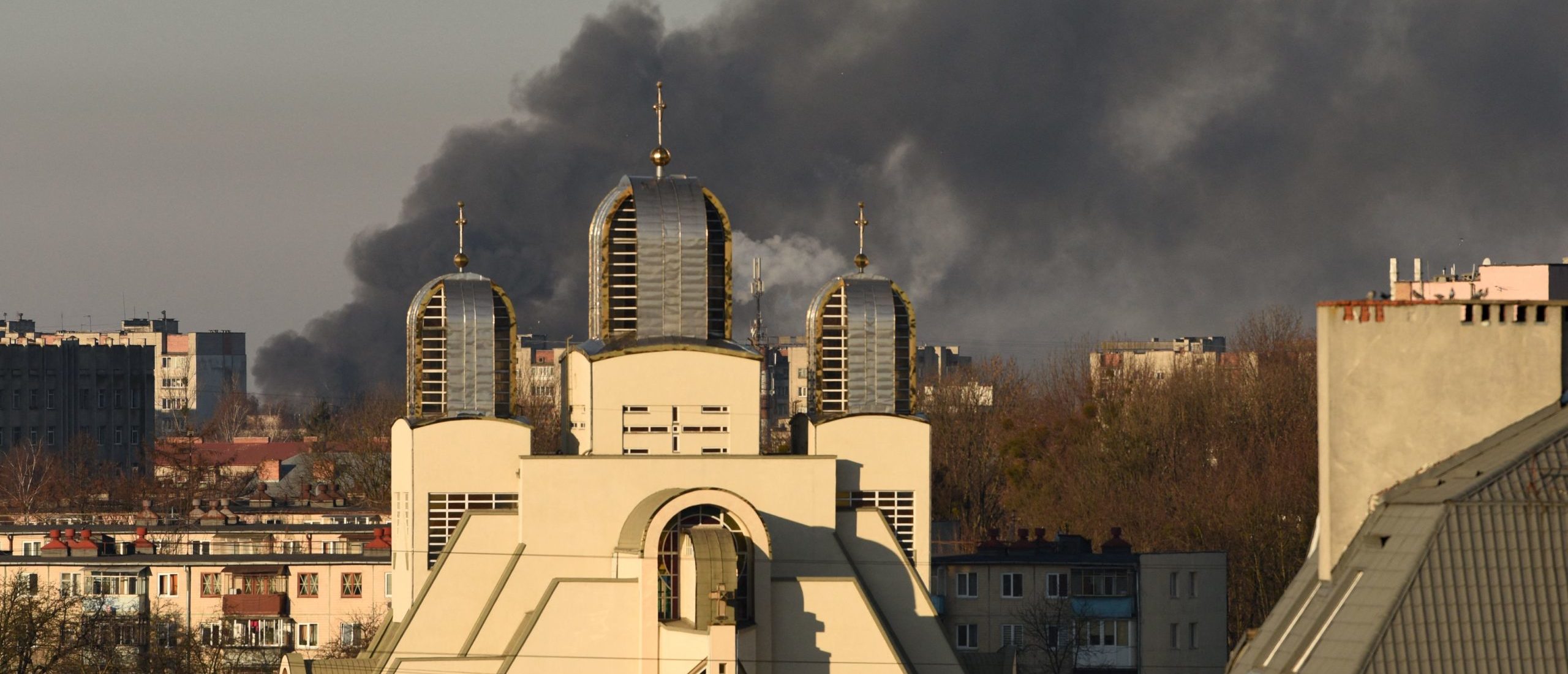 Russia Bombs Major Ukrainian City Near NATO Border