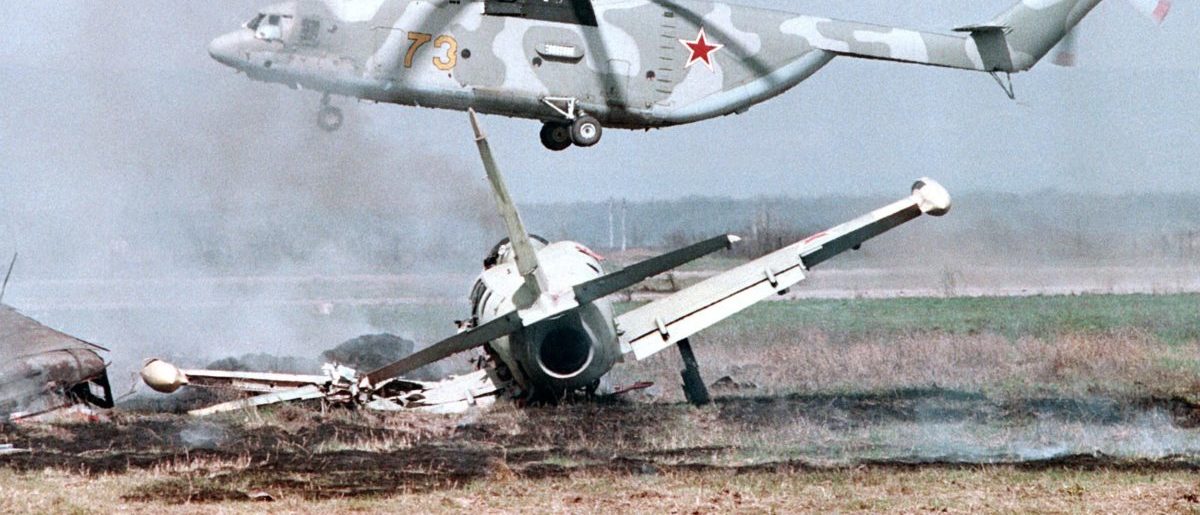 Почему сбивают свои самолеты. Сбитые российские самолеты. Сбитые российские самолеты в Украине.