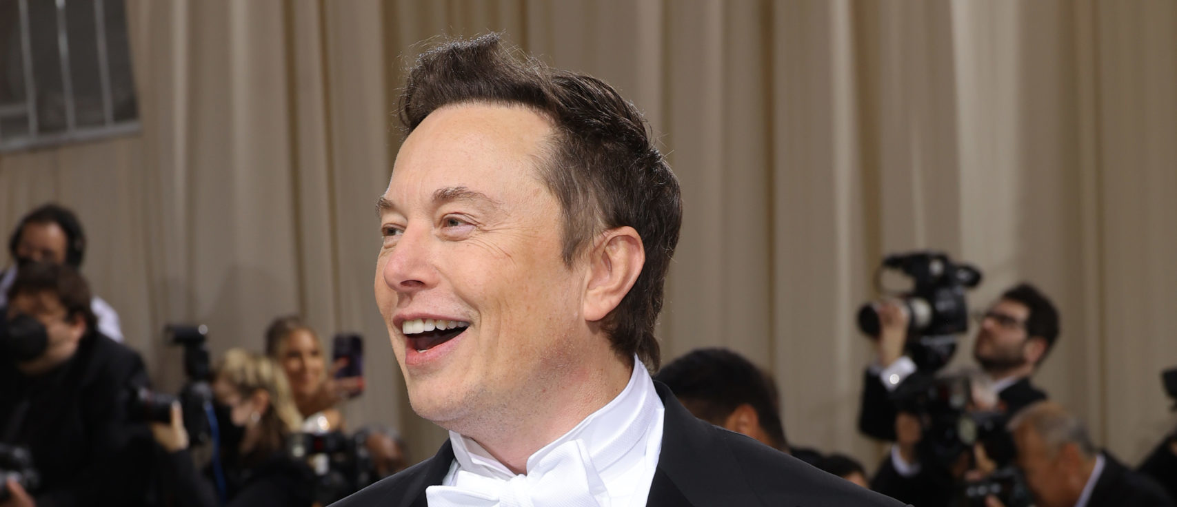 Musk Straight Up Calls Russia Conspiracy ‘Elaborate Hoax’ Staged By Clinton