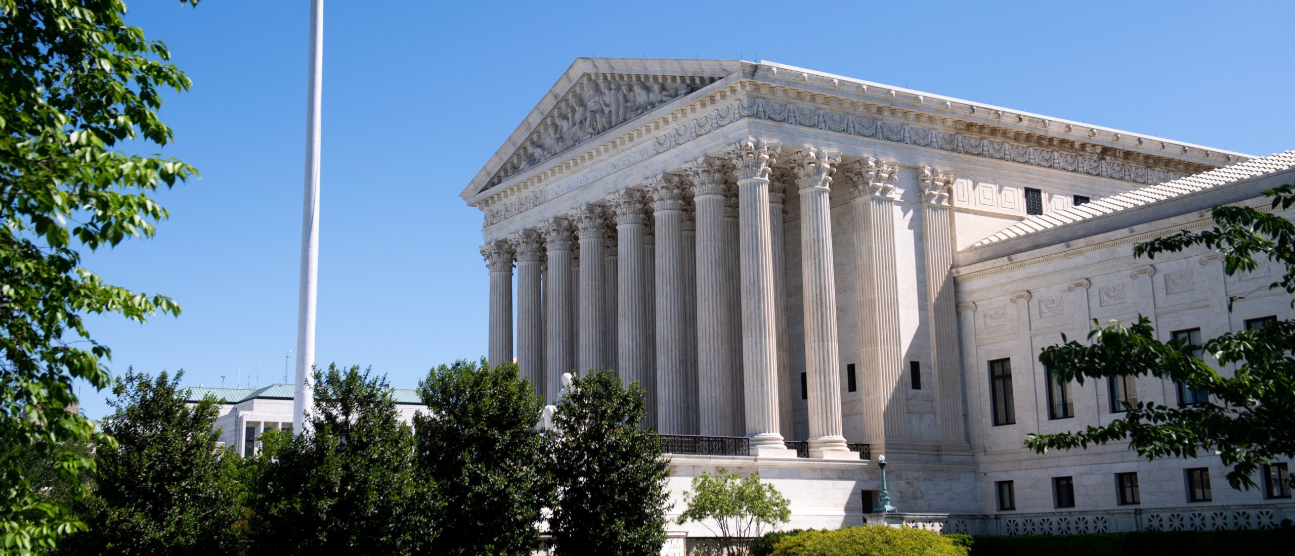 Editor Daily Rundown: Supreme Court Sides With Gun Rights