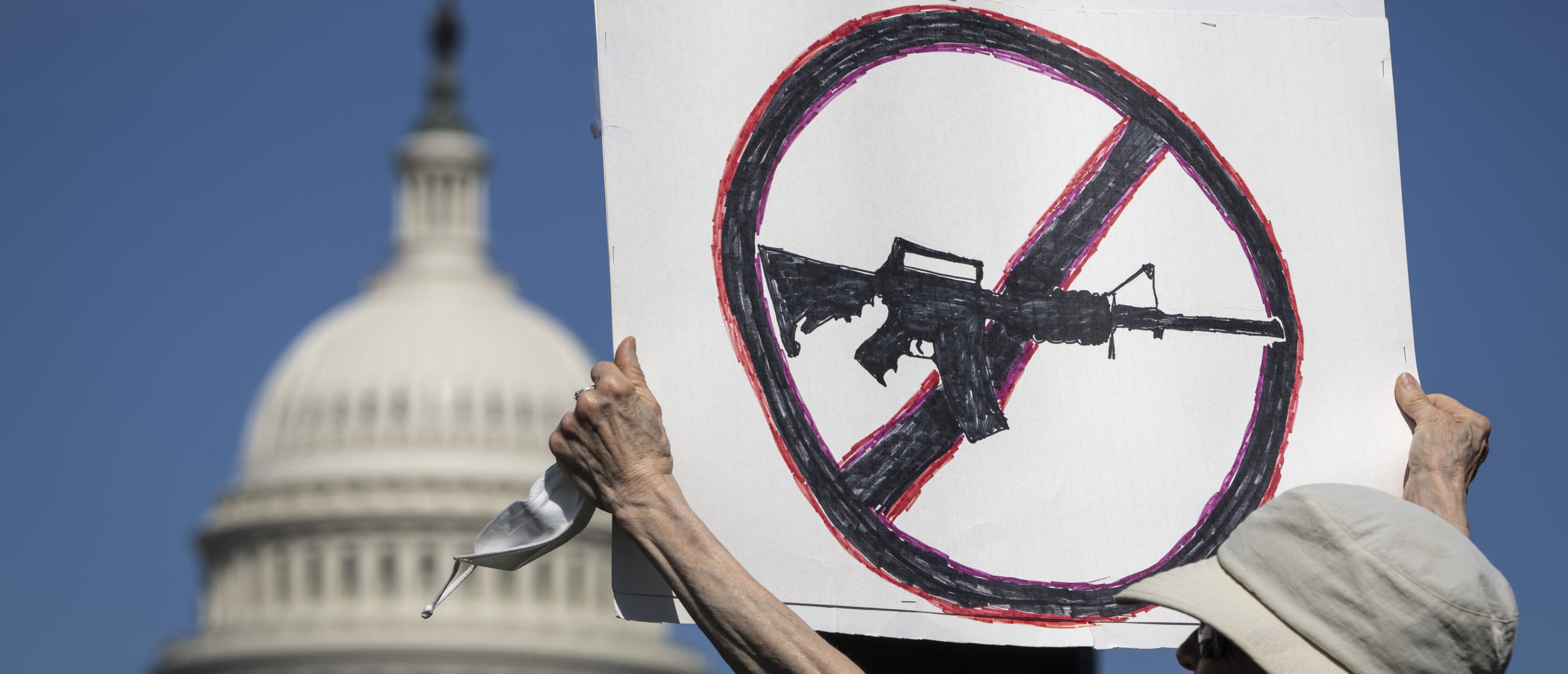 El Senado vota para comenzar el debate sobre la legislación bipartidista de control de armas poco después de publicar su contenido