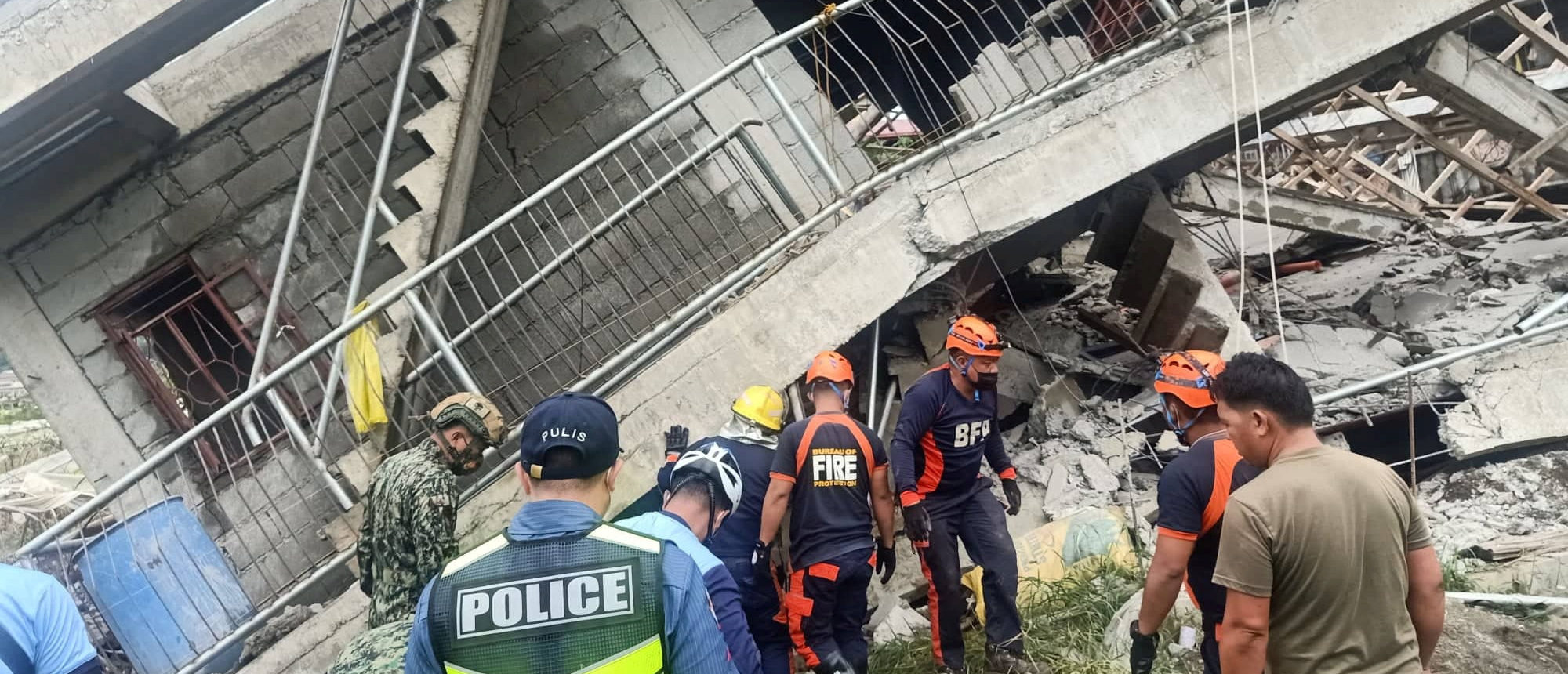 Massive 7.0 Earthquake Hits The Philippines