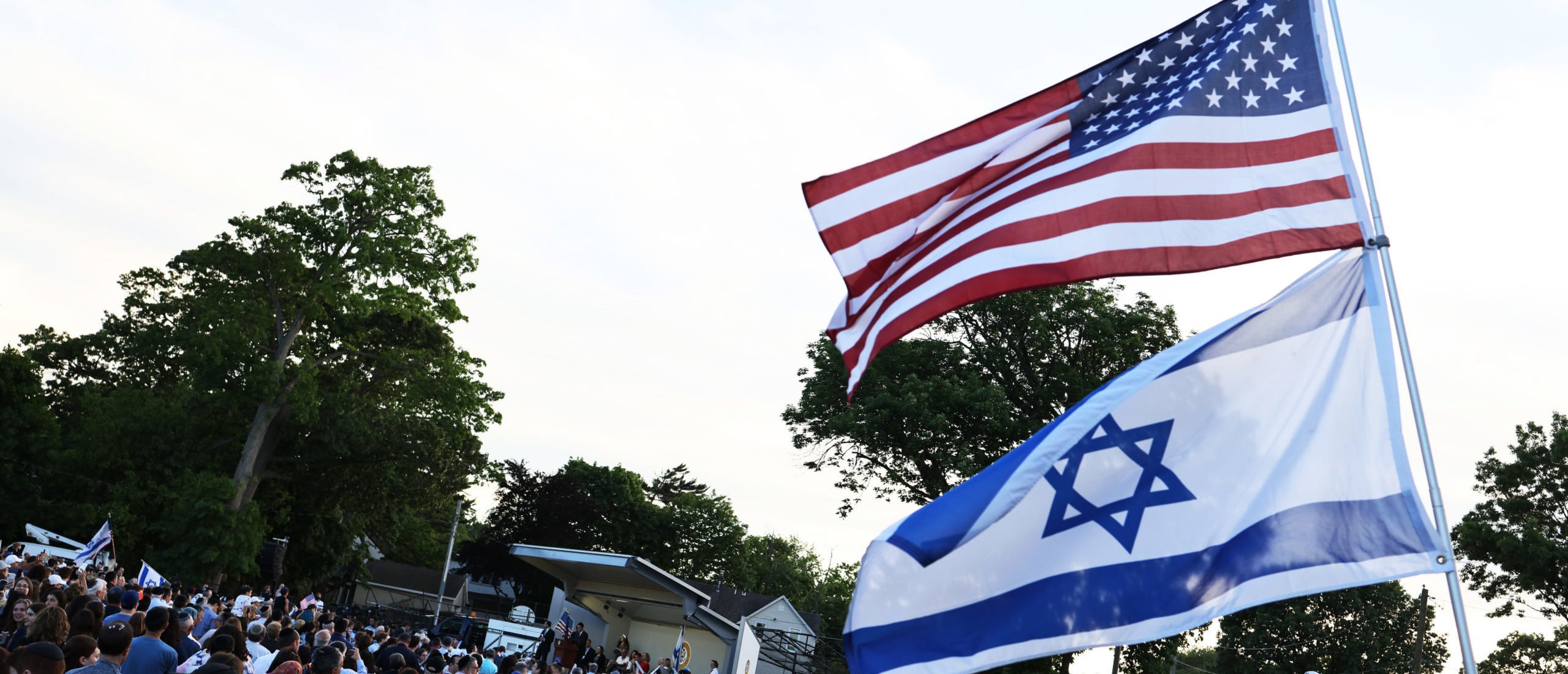 People attend a rally denouncing anti-Semitic violence on May 27, 2021 in Cedarhurst, New York. A rally was held by various organizations and local Jewish community groups to support Joseph Borgen, a recent victim of a hate crime, after a rise of violent anti-Semitic attacks in New York and across the U.S. (Photo by Michael M. Santiago/Getty Images)