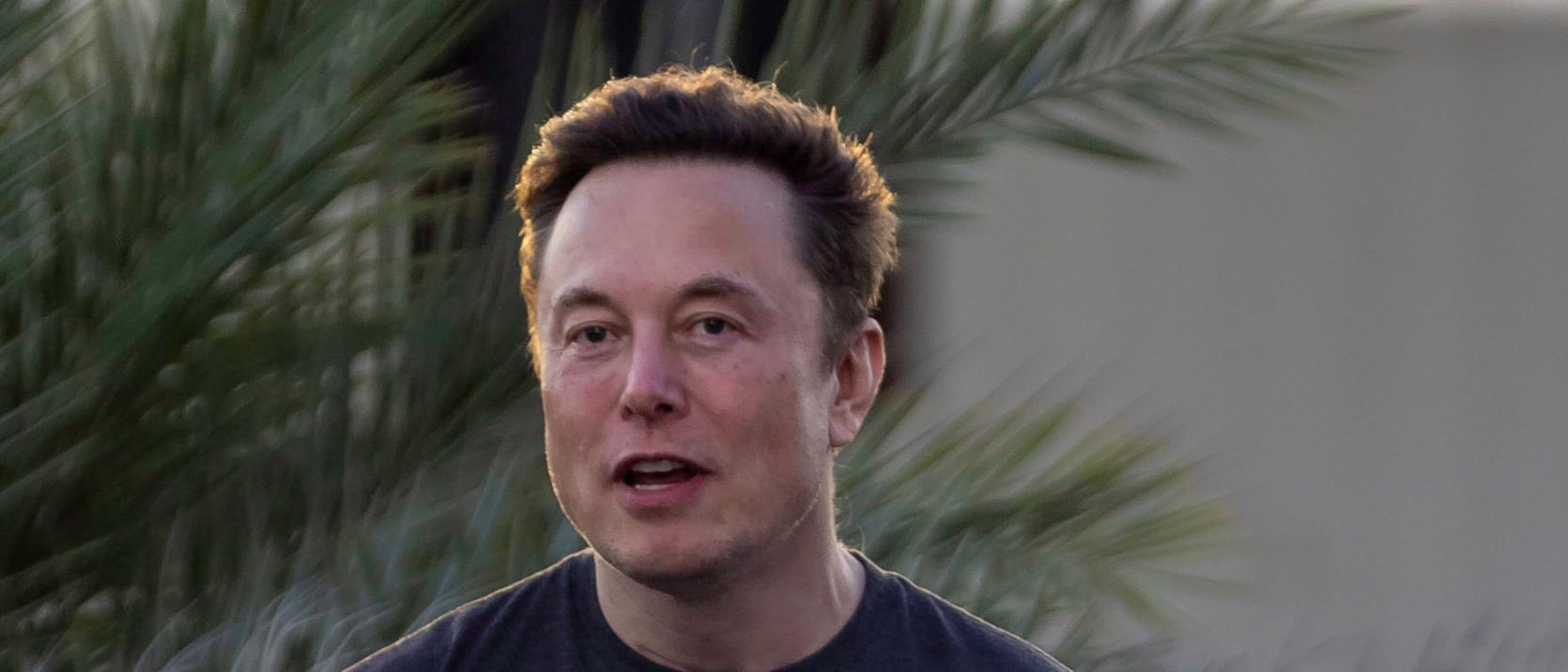 Read more about the article Elon Musk Says Releasing Internal Discussions On Hunter Biden Laptop Story Is ‘N