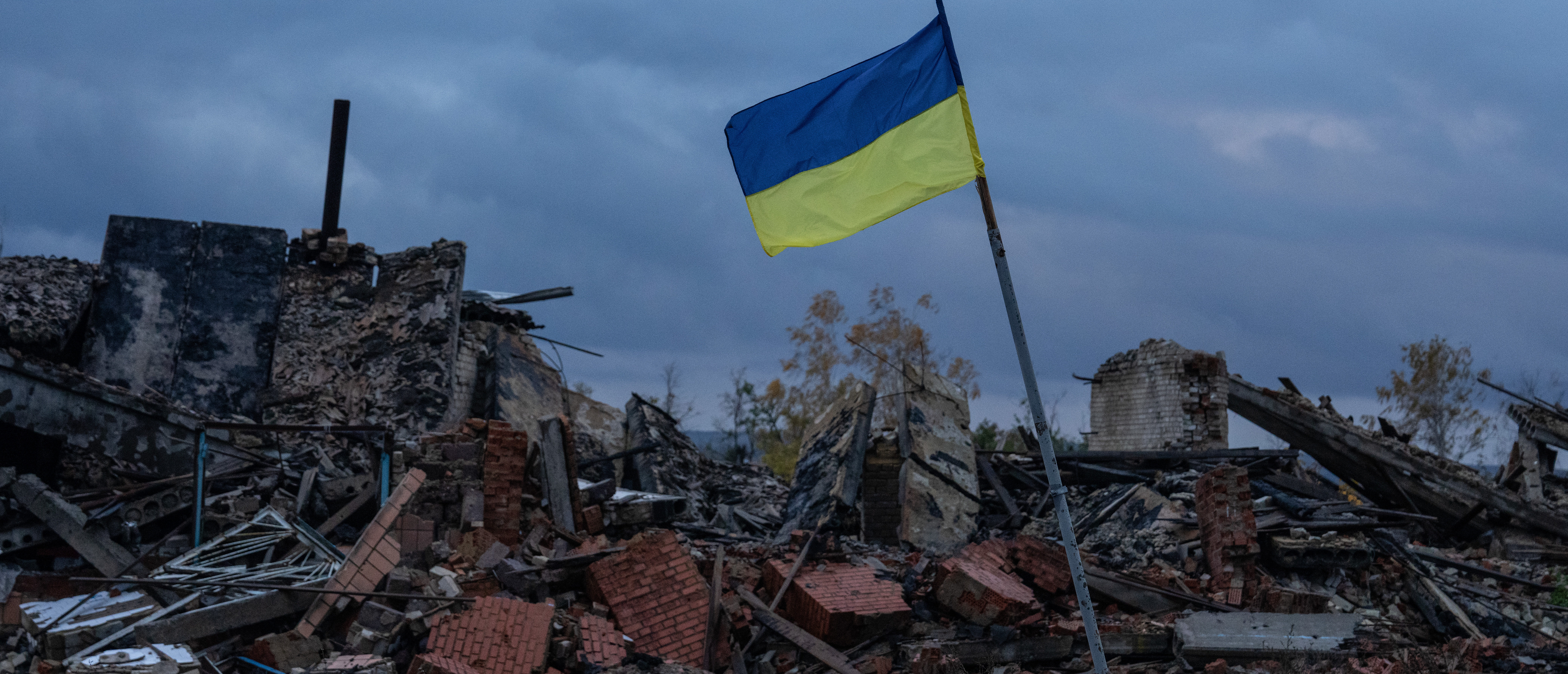 Russian Military Withdraws From Key Ukrainian City