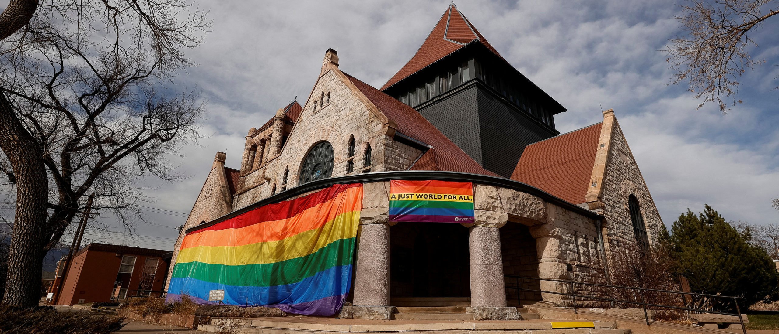 Texas Churches Split From Methodists Over Gay Marriage Stance