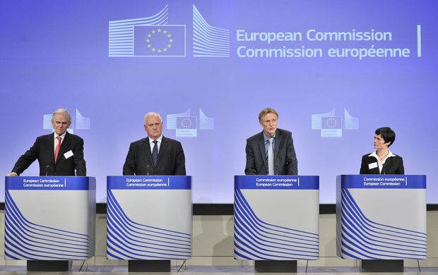 (L - R) Chairman of the Grantham Foundation Jeremy Grantham, Former Irish Prime Minister John Bruton, EU Commissioner for Environment Janez Potocnik, and famous sailor and yachtwoman Ellen MacArthur attend a press conference during the inauguration of the European Platform for the Efficient Use of Resources, on June 5, 2012, at the EU Headquarters in Brussels. AFP PHOTO / GEORGES GOBET (Photo credit should read GEORGES GOBET/AFP/GettyImages)