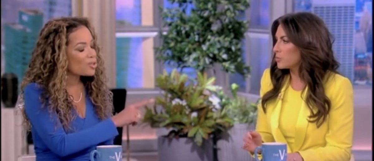 ‘the View Co Hosts Say Biden Should Admit To Wrongdoing In Light Of Document Investigation