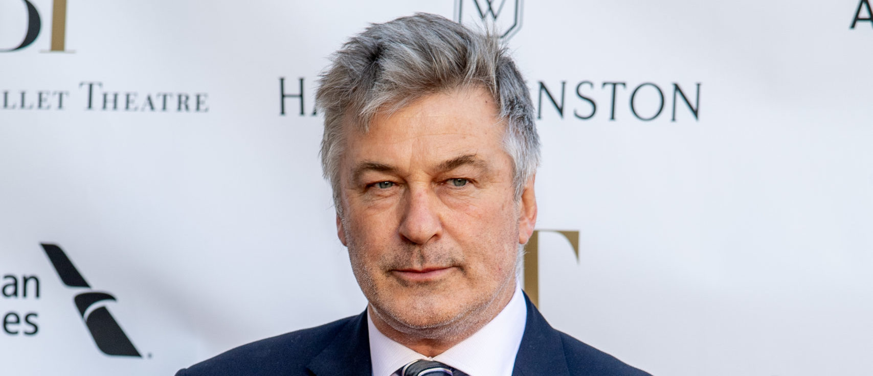 REPORT: District Attorney Gives Alec Baldwin A Big Win