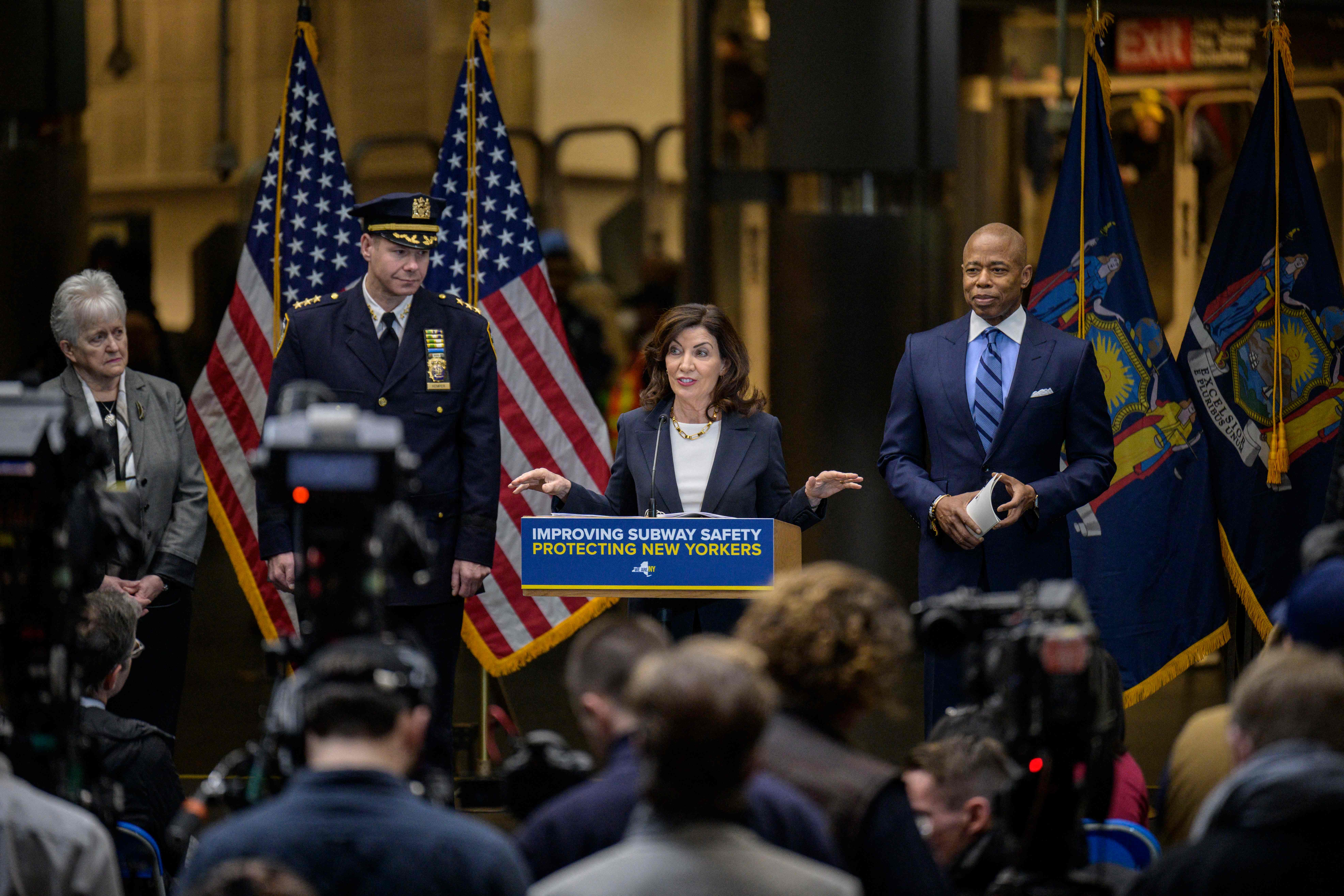 New York Governor Kathy Hochul and New York mayor Eric Adams (R) make an announcement on subway safety during a press conference at Fulton Transit Center on January 27, 2023 in New York. (Photo by ANGELA WEISS/AFP via Getty Images)