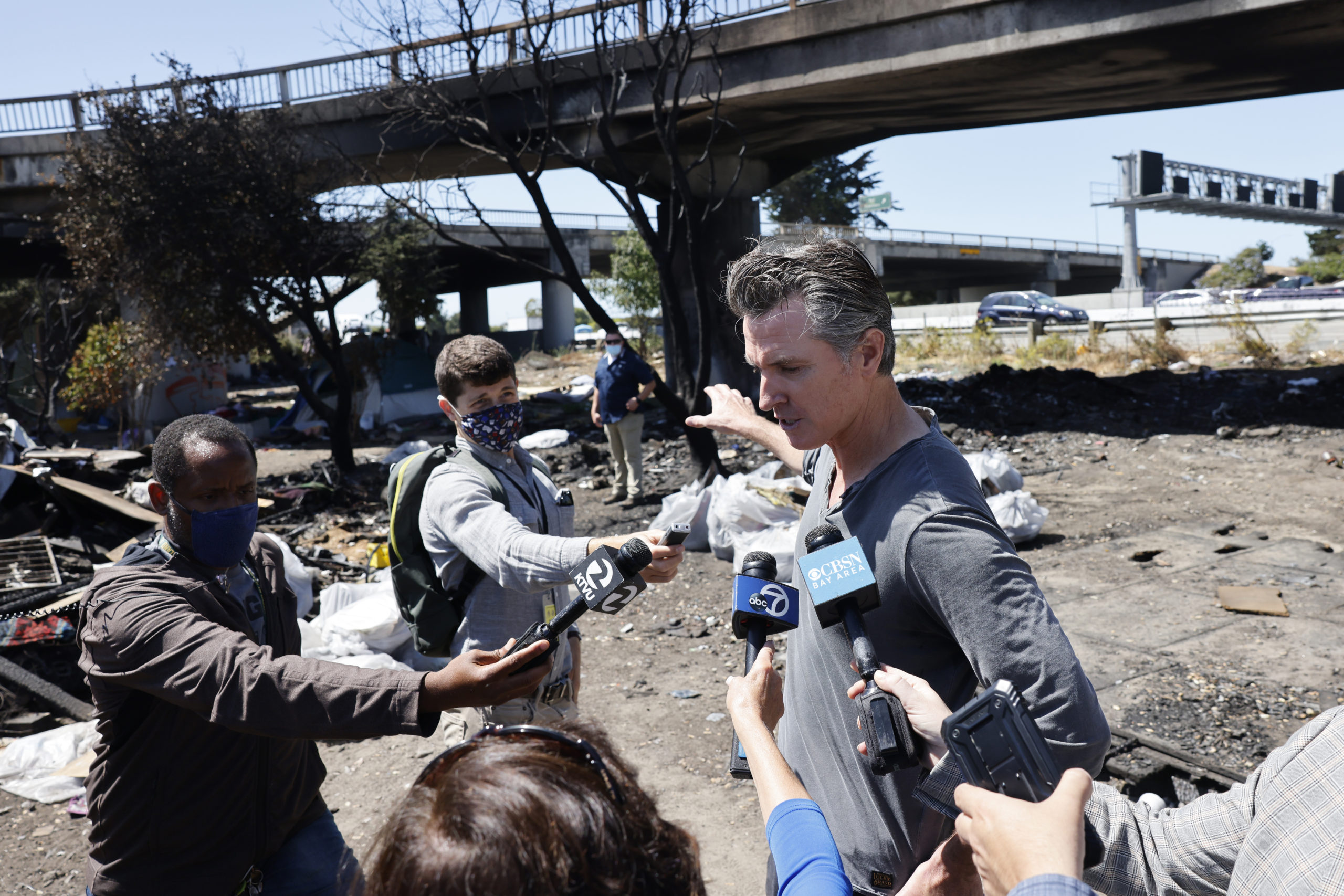 Gavin Newsom belooft dat Californië $ 30.000.000 zal uitgeven aan 1.200 ‘tiny houses’ om dakloosheid aan te pakken