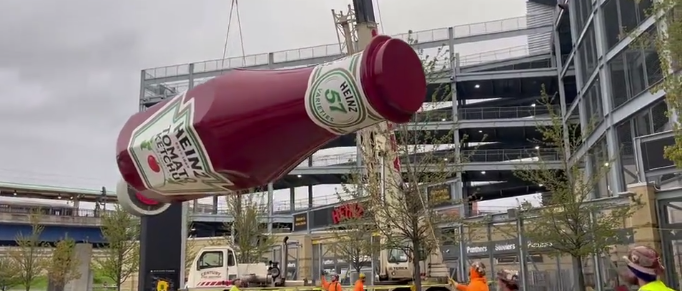 Steelers bring back giant Heinz bottles just one year after stadium name  change