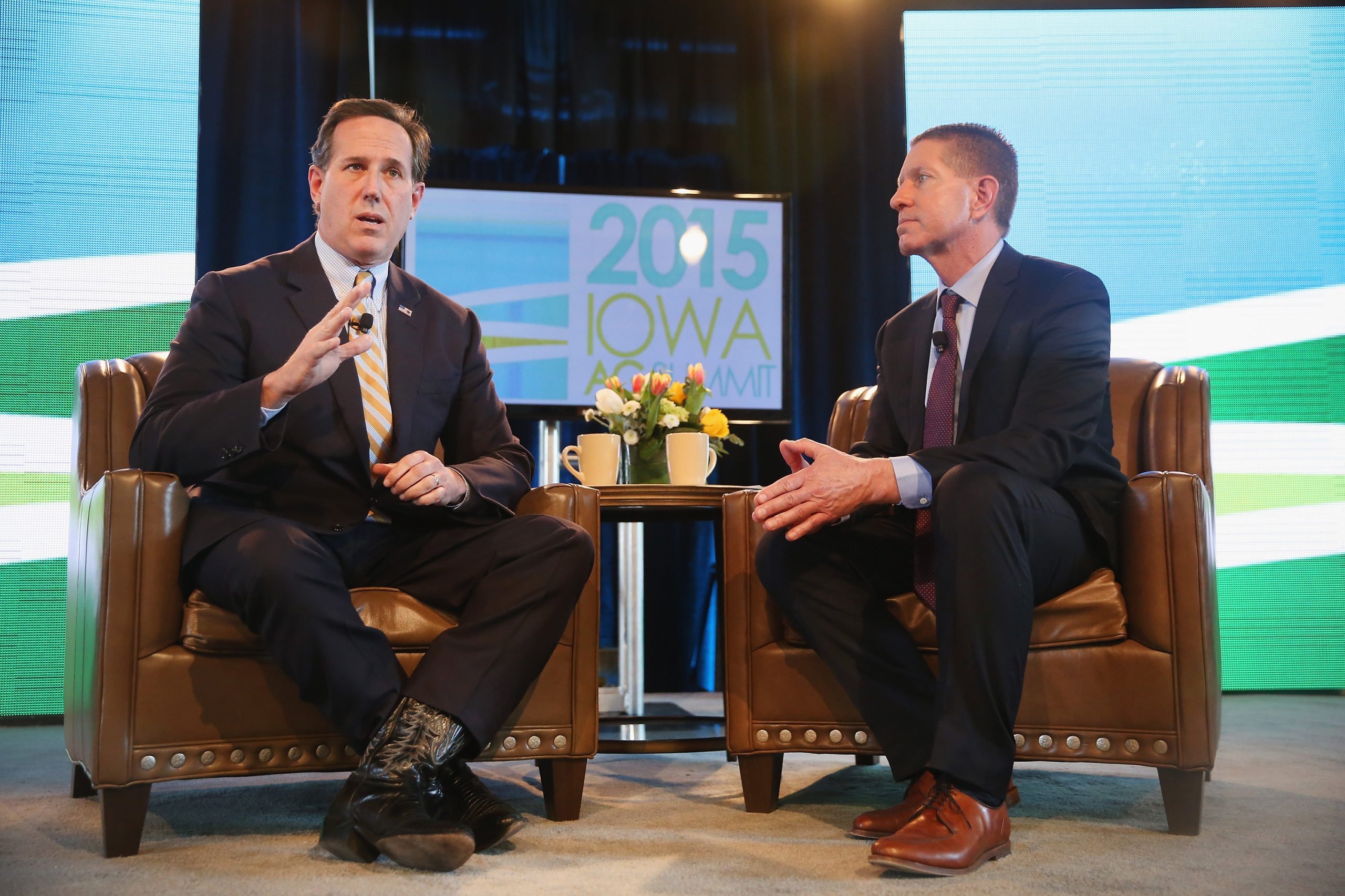 DES MOINES, IA - MARCH 07: Former Pennsylvania Senator Rick Santorum (L) fields questions from Bruce Rastetter at the Iowa Ag Summit on March 7, 2015 in Des Moines, Iowa. The event allowed the invited speakers, many of whom were potential 2016 Republican presidential hopefuls, to outline their views on agricultural issue. (Photo by Scott Olson/Getty Images)