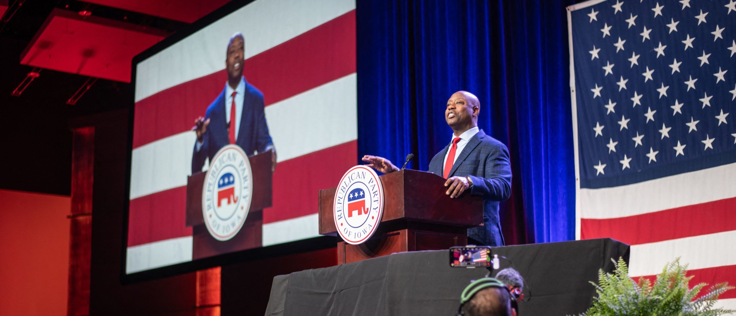 US Senator and 2024 Republican Presidential hopeful Tim Scott speaks at the Republican Party of Iowa's 2023 Lincoln Dinner at the Iowa Events Center in Des Moines, Iowa, on July 28, 2023. (Photo by SERGIO FLORES/AFP via Getty Images)