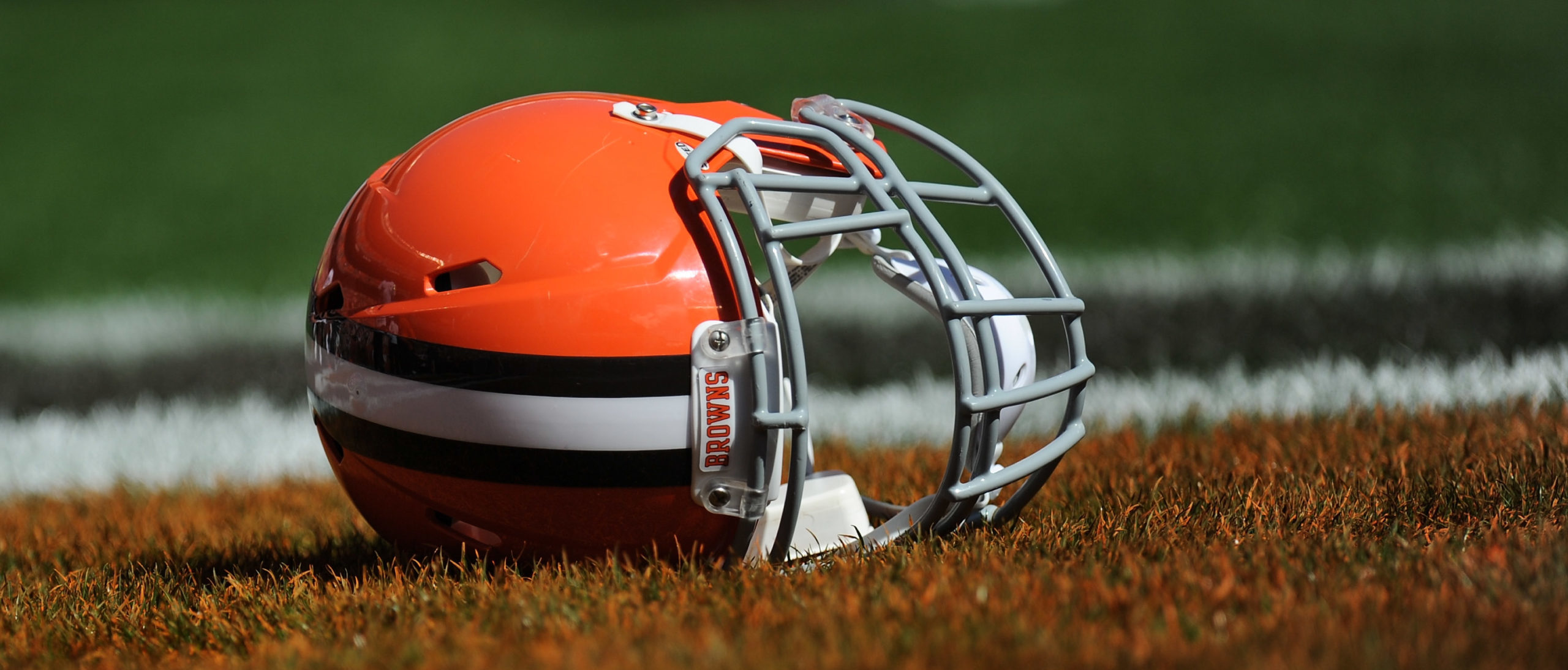 Browns Reportedly Cause Flight Delay after Trashing Charter Jet - Steelers  Now