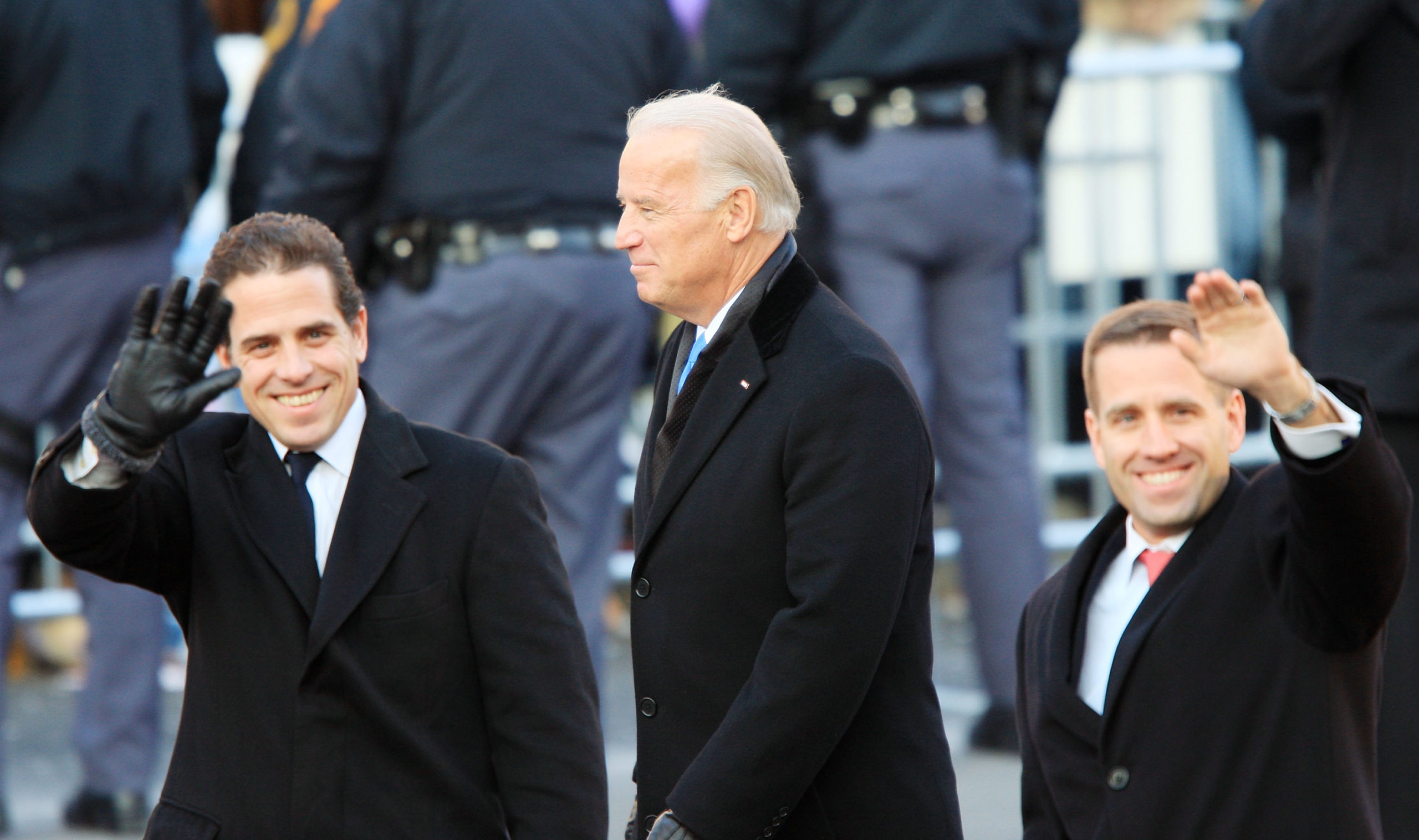 WASHINGTON, D.C. - JANUARY 20: Vice-President Joe Biden and sons Hunter Biden (L) and Beau Biden walk in the Inaugural Parade January 20, 2009 in Washington, DC. (Photo by David McNew/Getty Images)