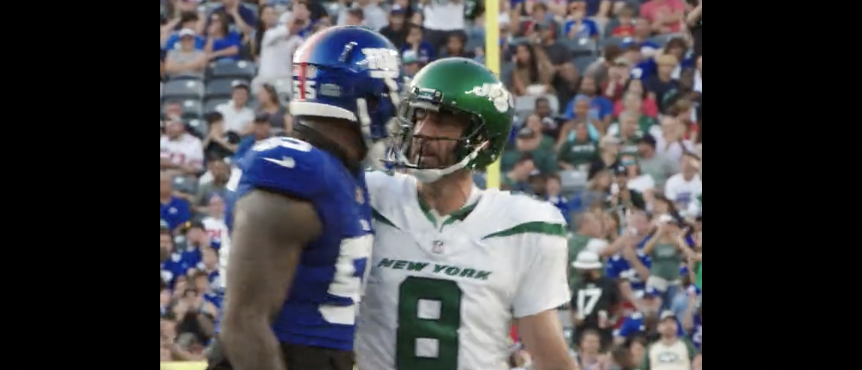 Aaron Rodgers Trash Talking with Giants During Preseason Game