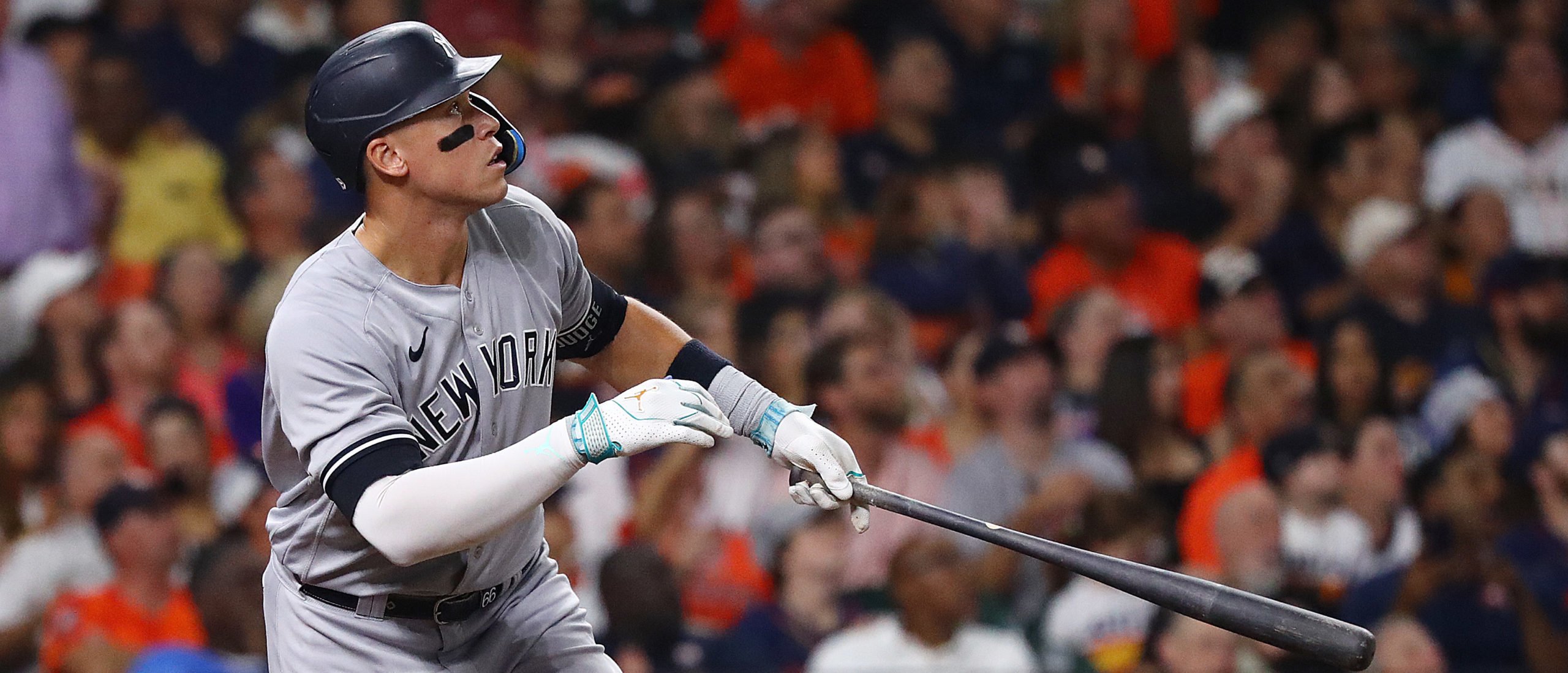 Aaron Judge hits 250th career home run as Yankees slugger becomes