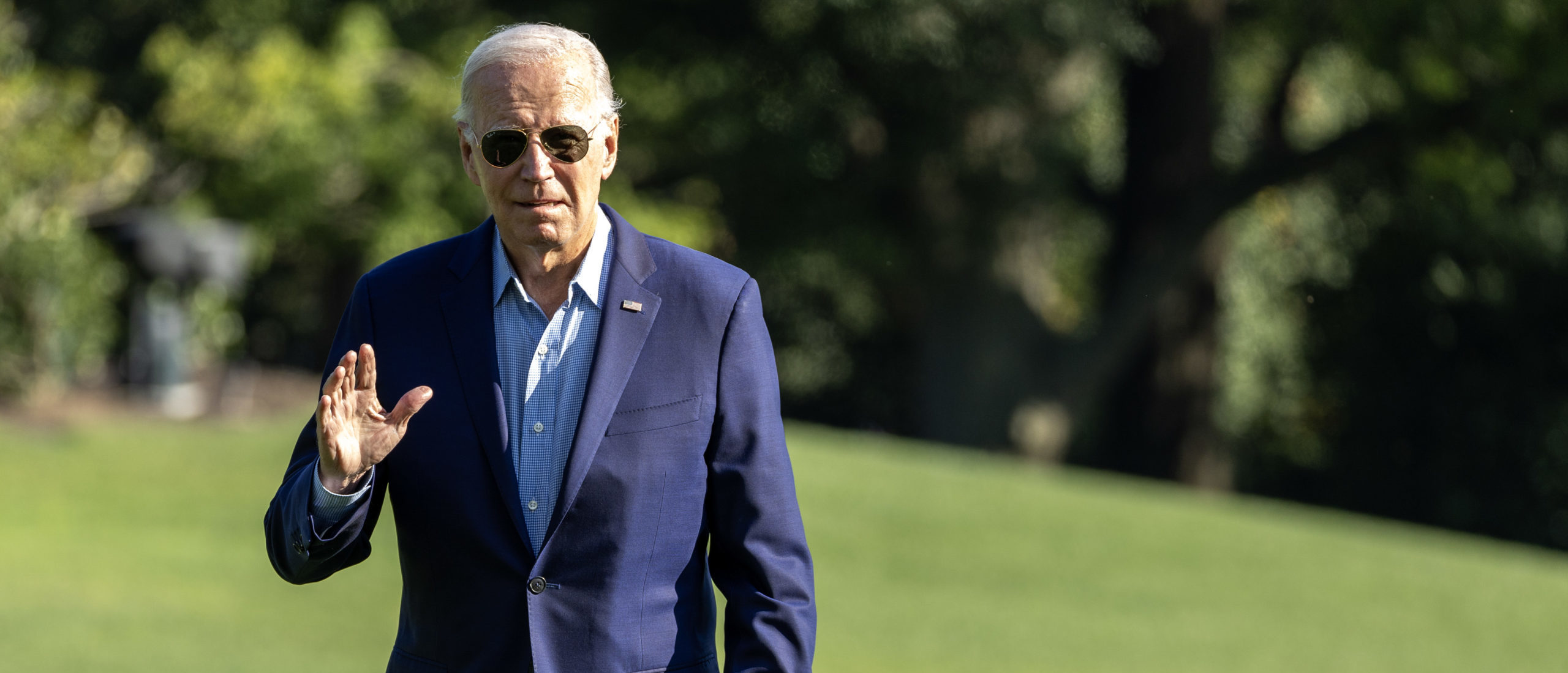 WASHINGTON, DC - SEPTEMBER 04: U.S. President Joe Biden walks on the south lawn of the White House on September 04, 2023 in Washington, DC. President Joe Bide spent Labor Day with American workers, at an event in Philadelphia, Pennsylvania. (Photo by Tasos Katopodis/Getty Images)