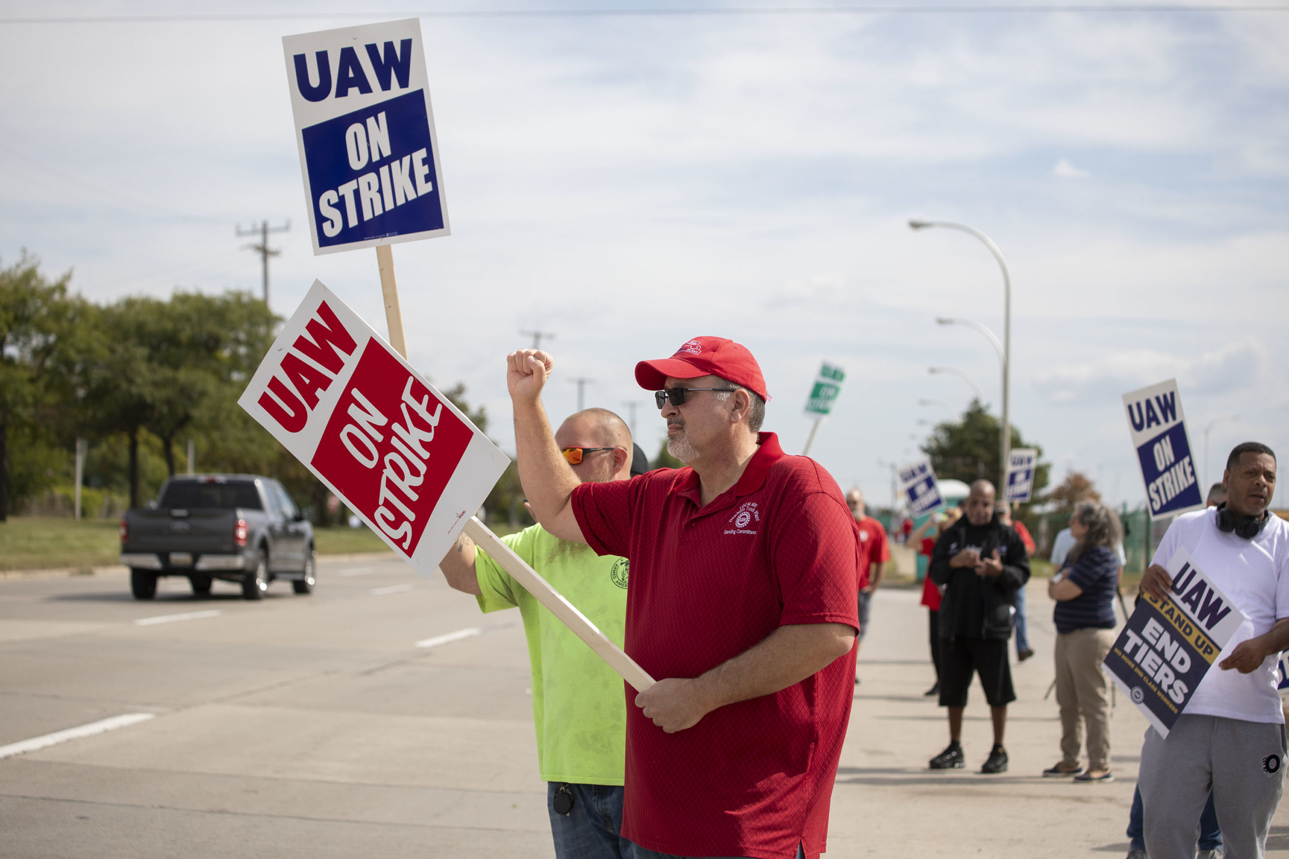 United Auto Workers members strike at the Ford Michigan Assembly Plant on September 16, 2023 in Wayne, Michigan. This is the first time in history that the UAW is striking all three of the Big Three auto makers, Ford, General Motors, and Stellantis, at the same time. (Photo by Bill Pugliano/Getty Images)